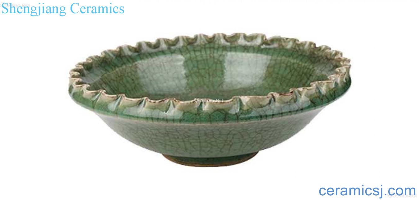 Longquan celadon flower bowl