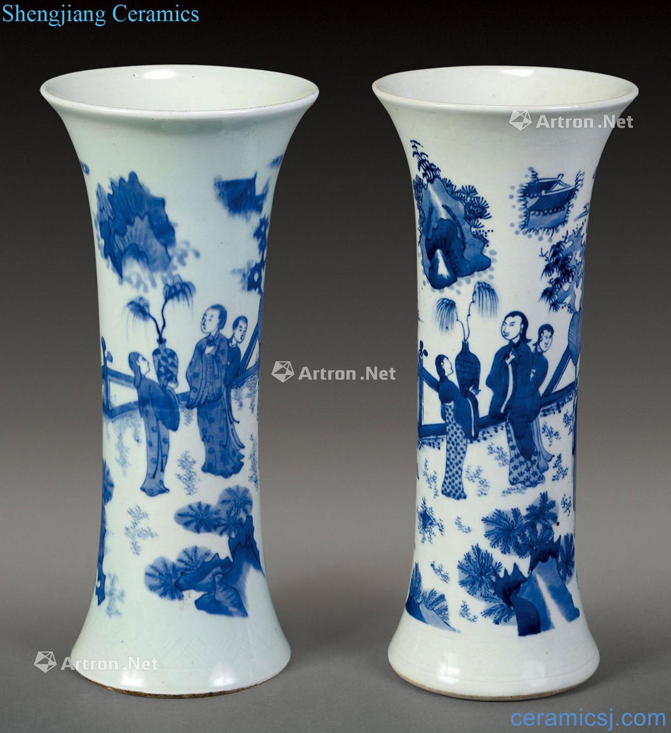 Clear blue character flower vase with (2)