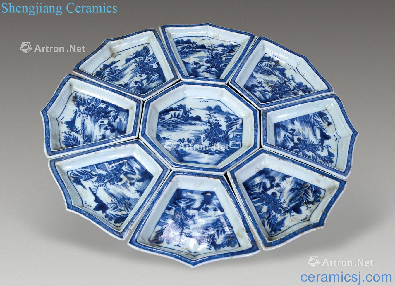 Qing qianlong Blue and white landscape characters saving plate (9)