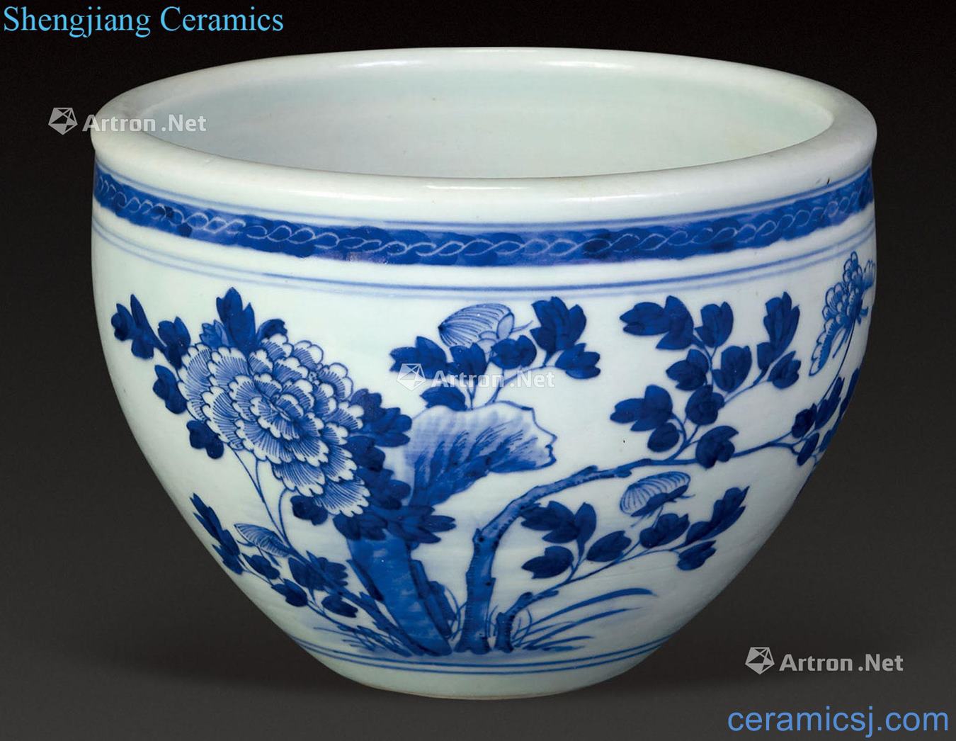 Qing dynasty blue and white flower grain small cylinder