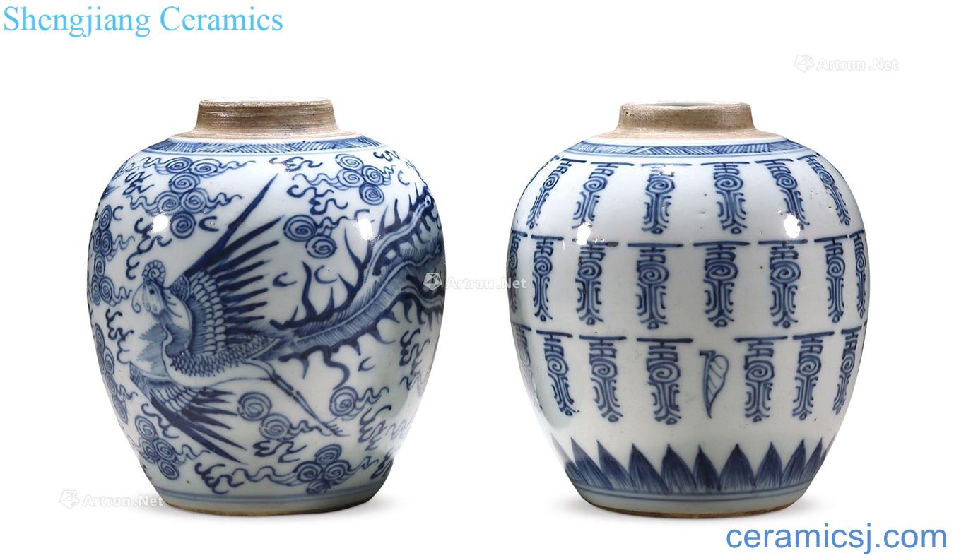 Qing porcelain jar (or two)