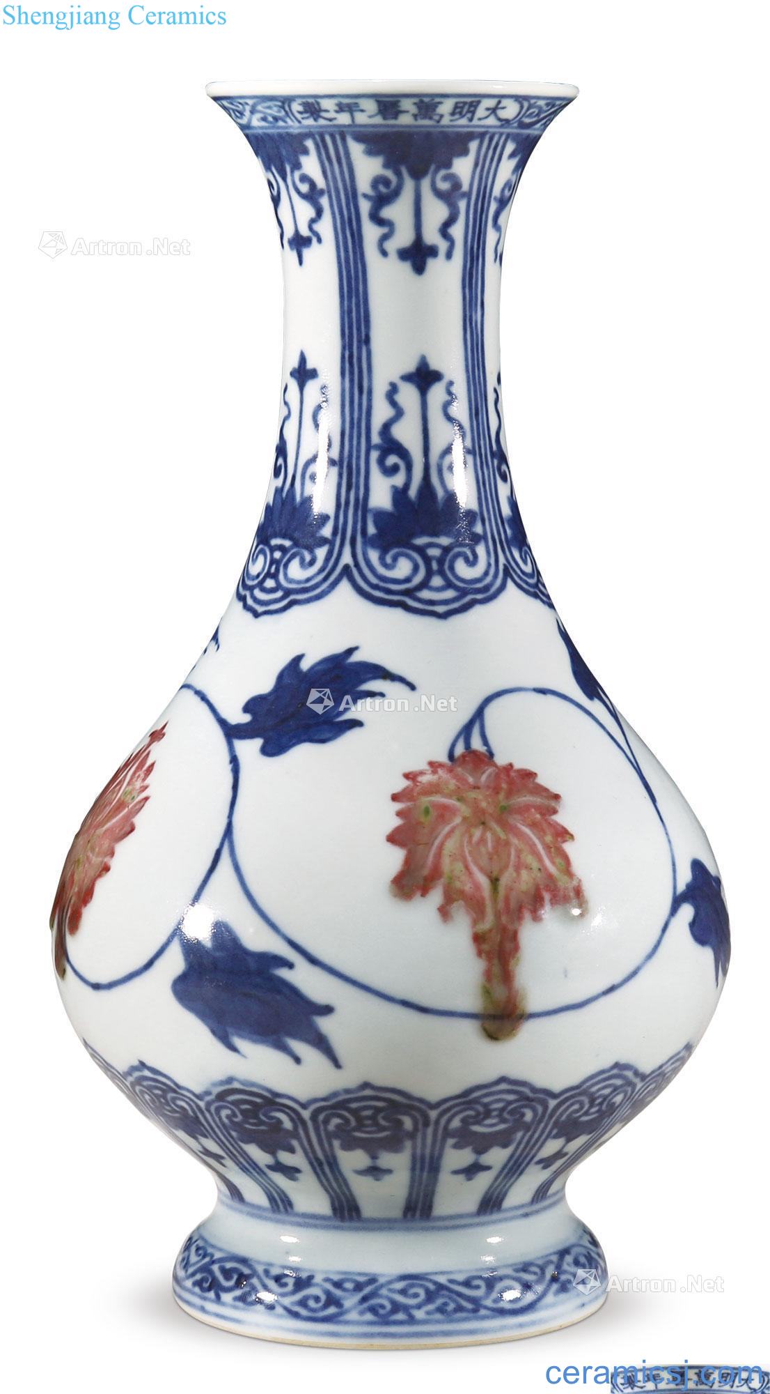 Qing guangxu Blue and white youligong tangled branches lotus flower mouth bottle
