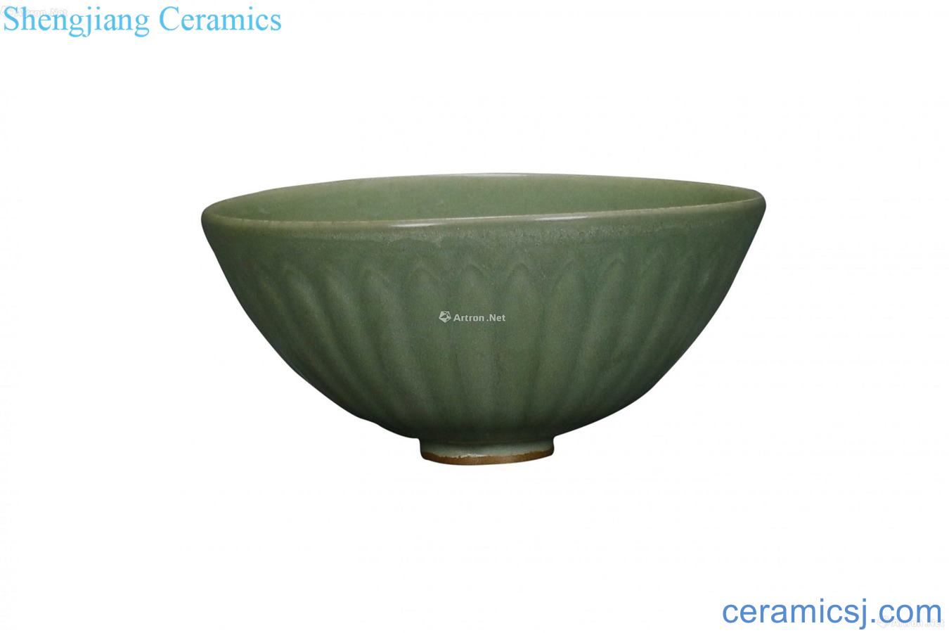 Longquan celadon lotus powder blue glaze bowls
