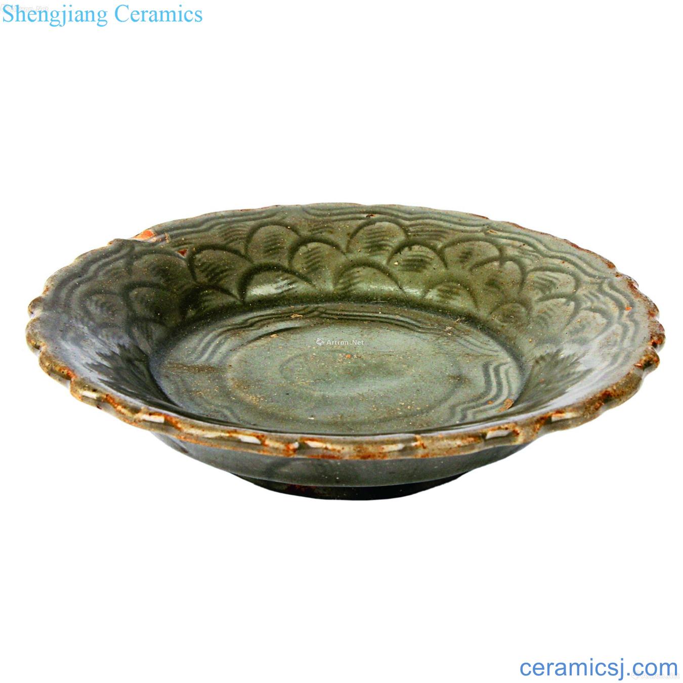 Yao state kiln carved flower mouth tray