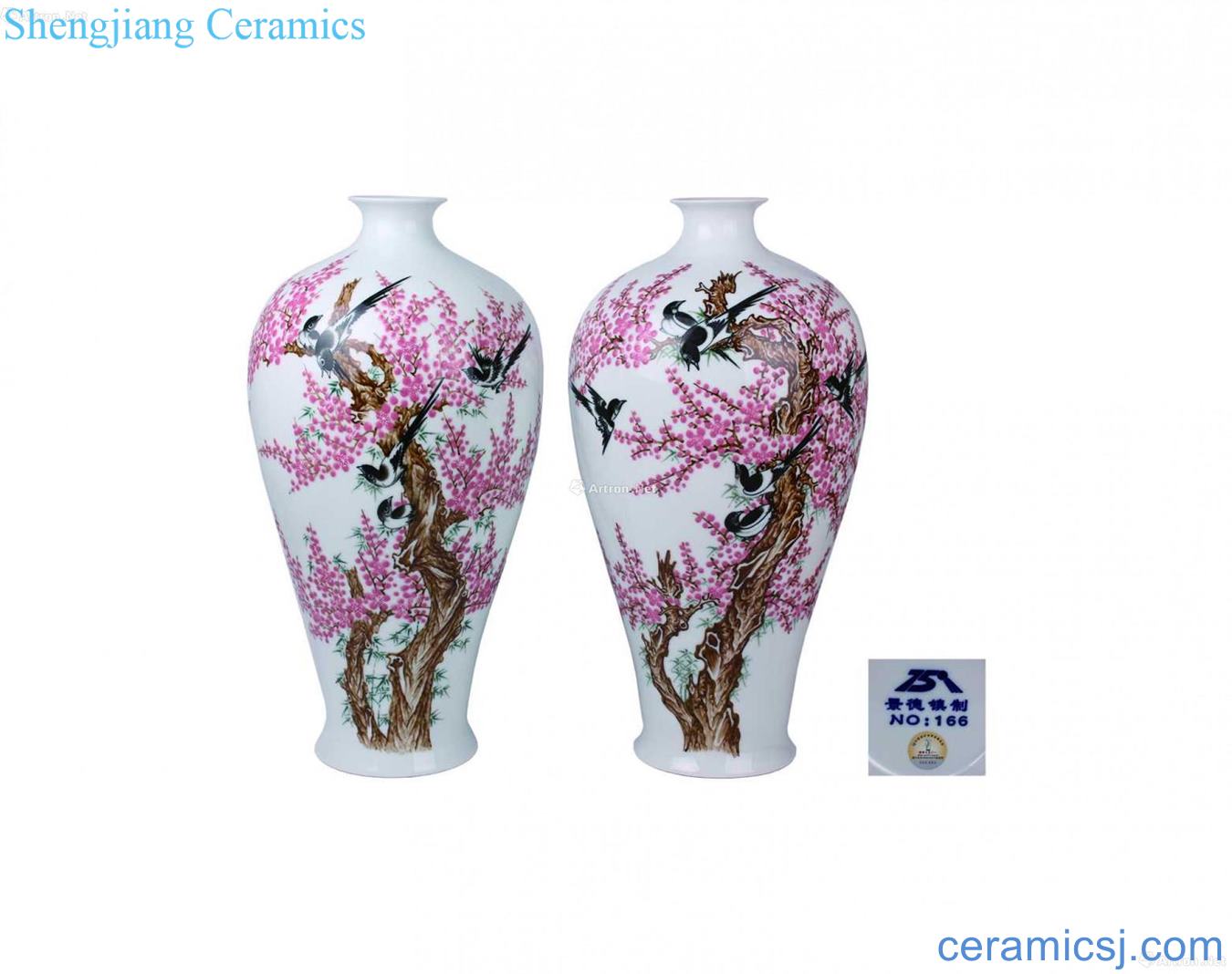 The porcelain monohydrate 750 points peach blossom glair mei bottle