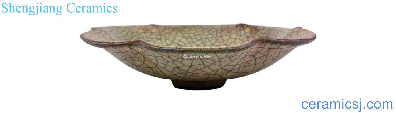 The elder brother of the glaze flower mouth tray