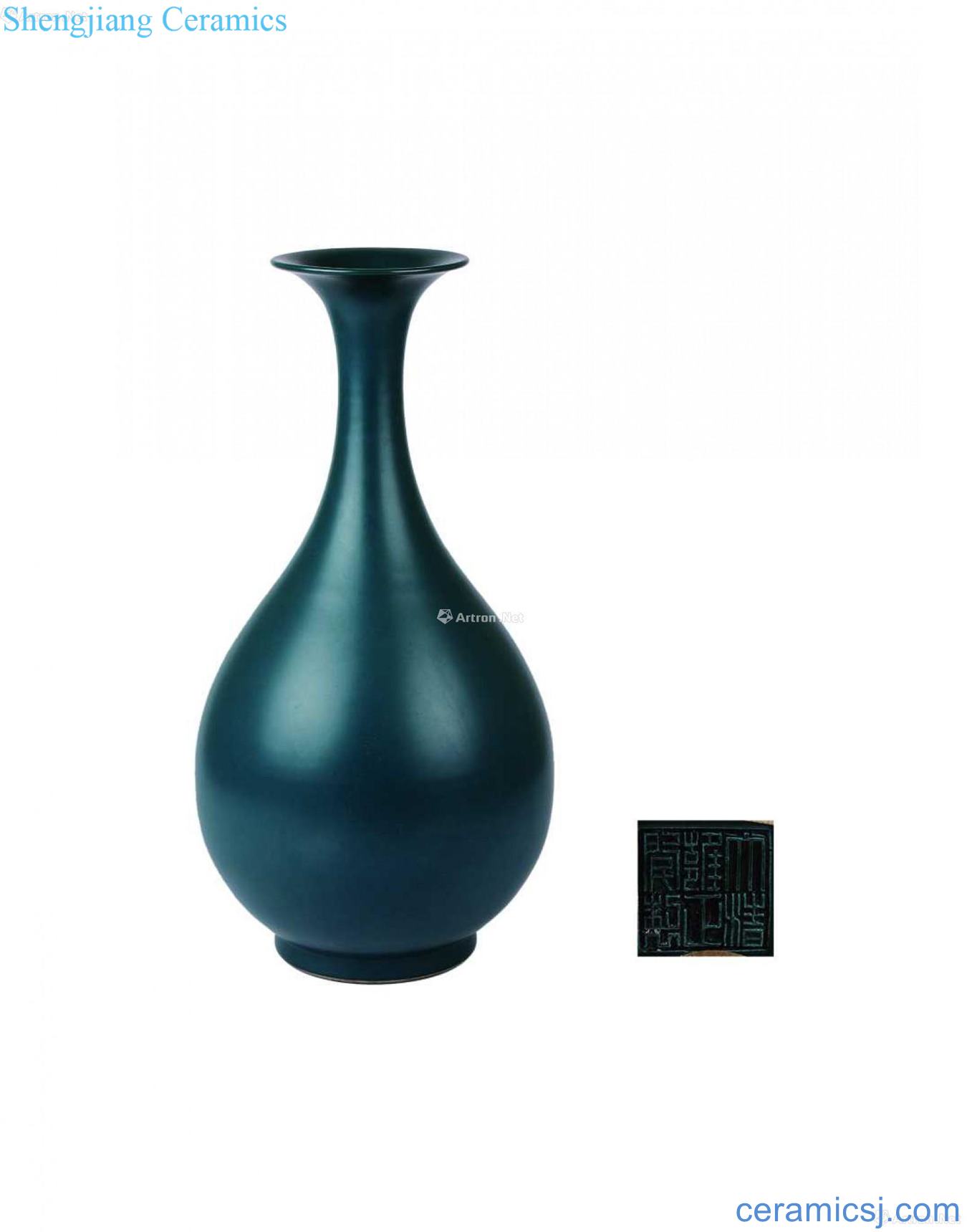 The peacock blue glaze okho spring bottle