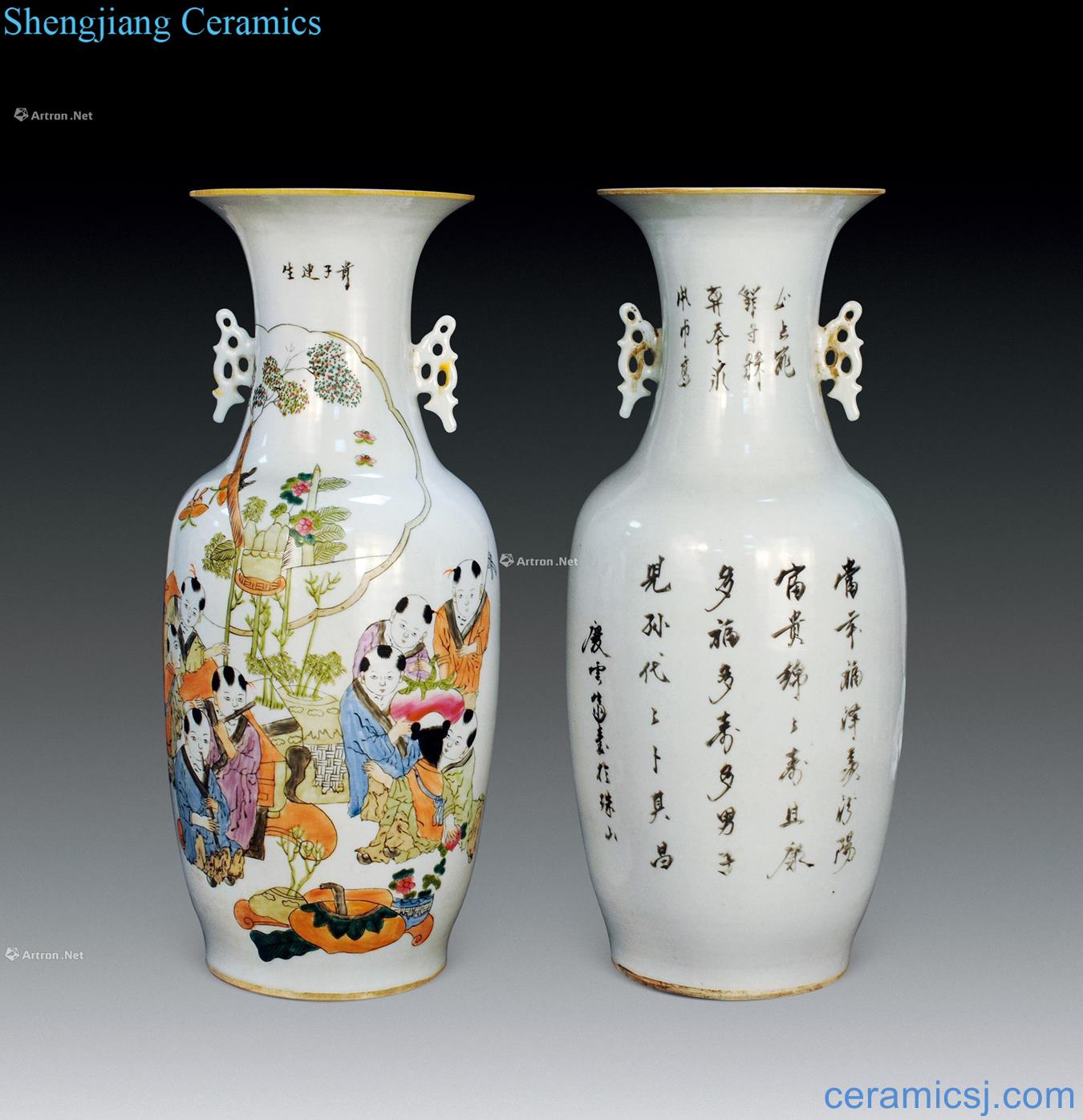 The late qing dynasty Ma Qingyun pastel "given" springs of tooth shape bottle (a)