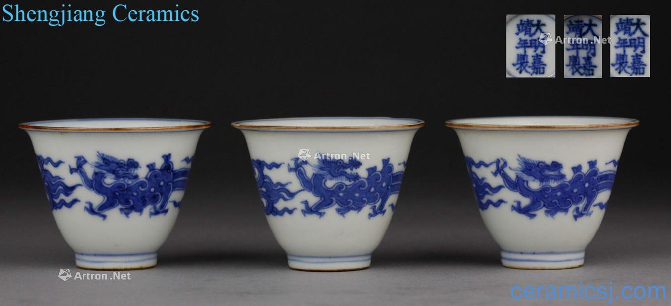 THREE MING JIAJING BLUE AND WHITE "DRAGON" BELL CUPS