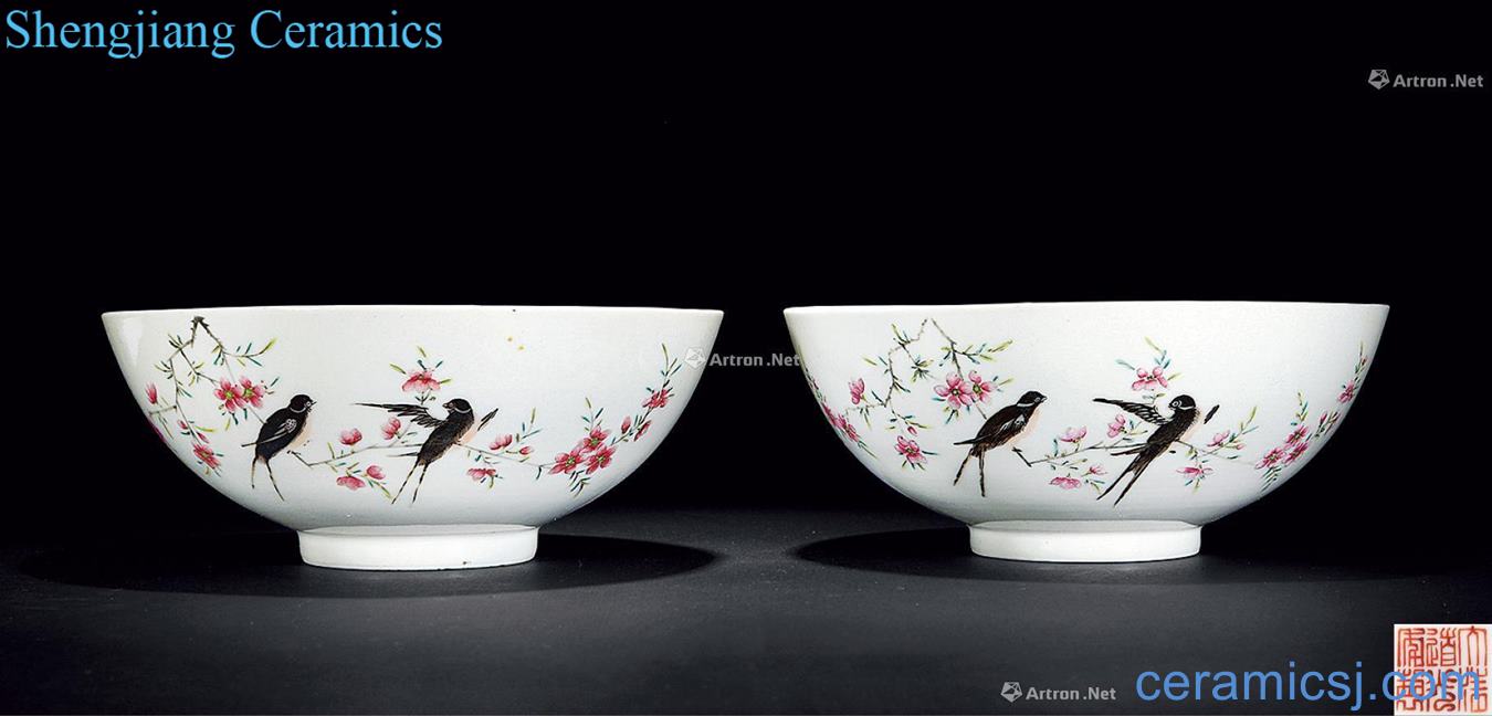 Qing daoguang powder enamel bowls of (a)
