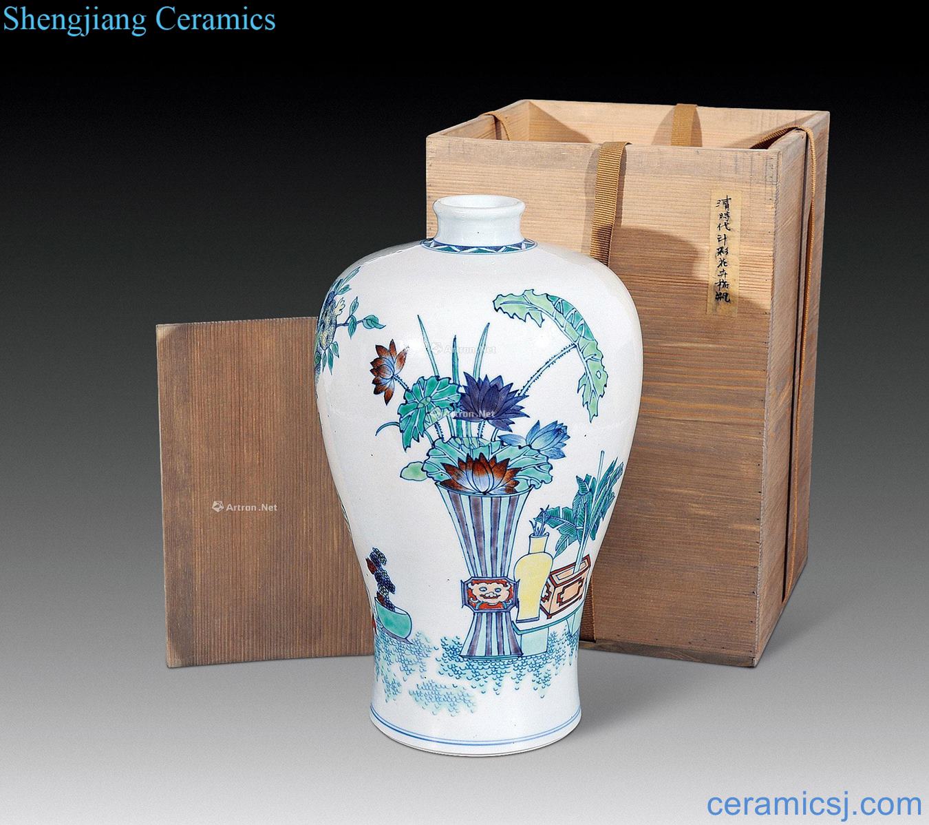 Qing yongzheng bucket color antique flower bottle