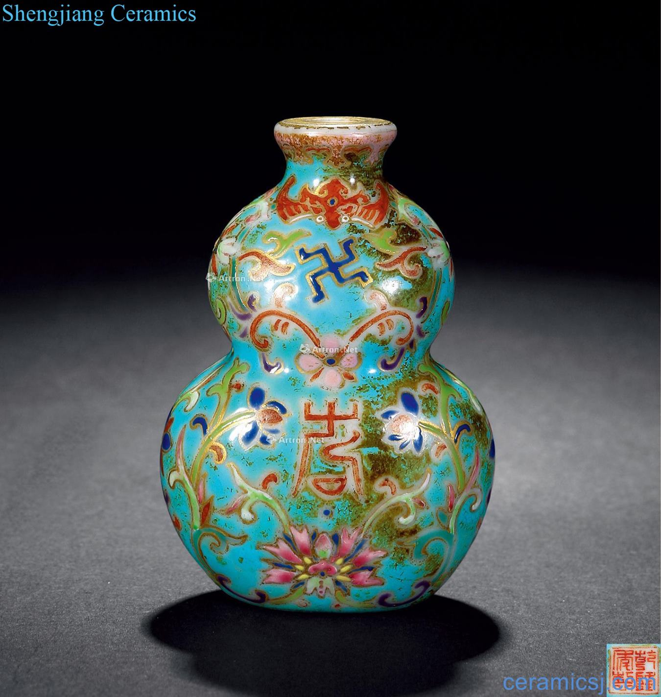 Qing qianlong carved turquoise green pastel painting live wen snuff bottles