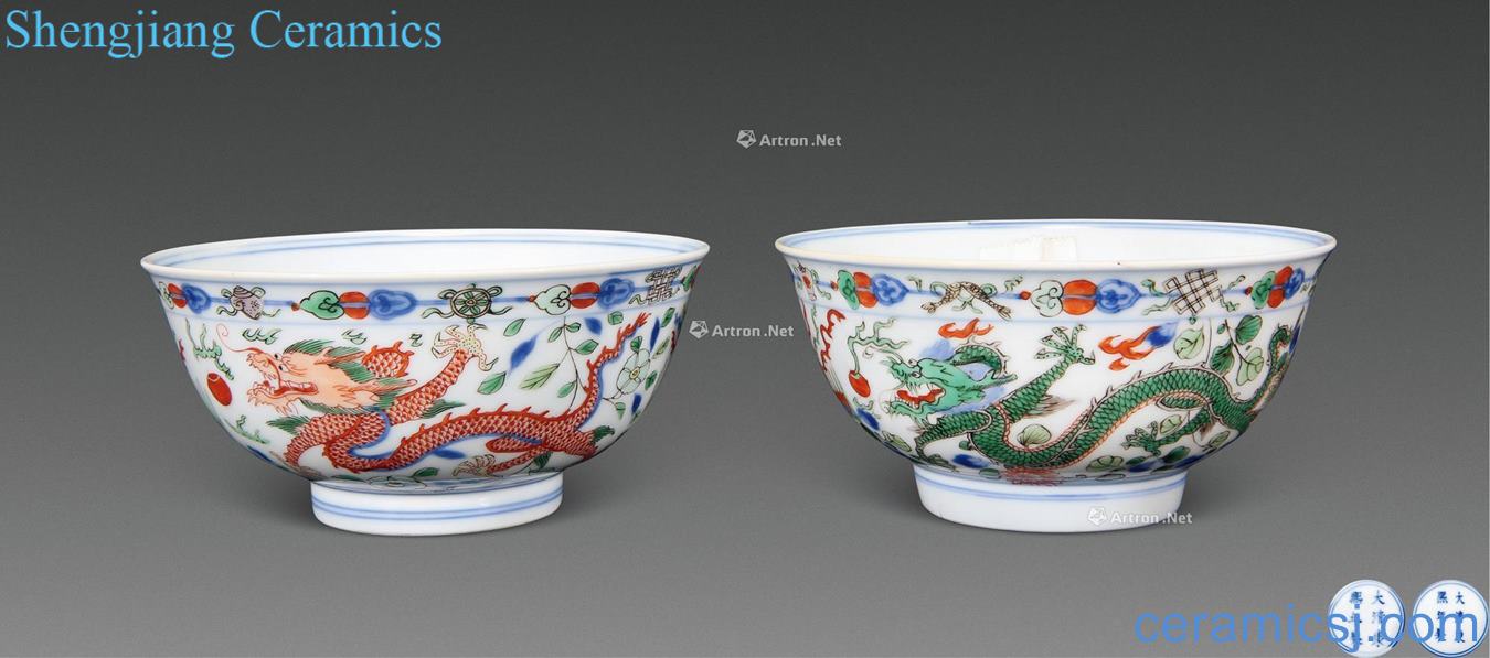 The qing emperor kangxi Blue and white color longfeng green-splashed bowls (a)