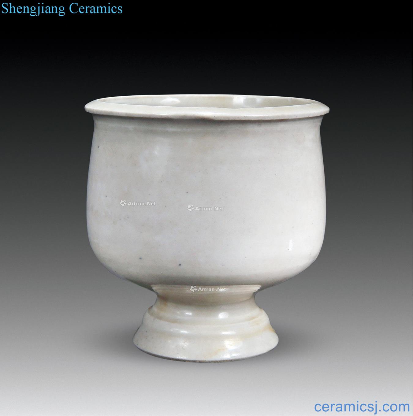 Northern song dynasty white glaze footed hand warmer