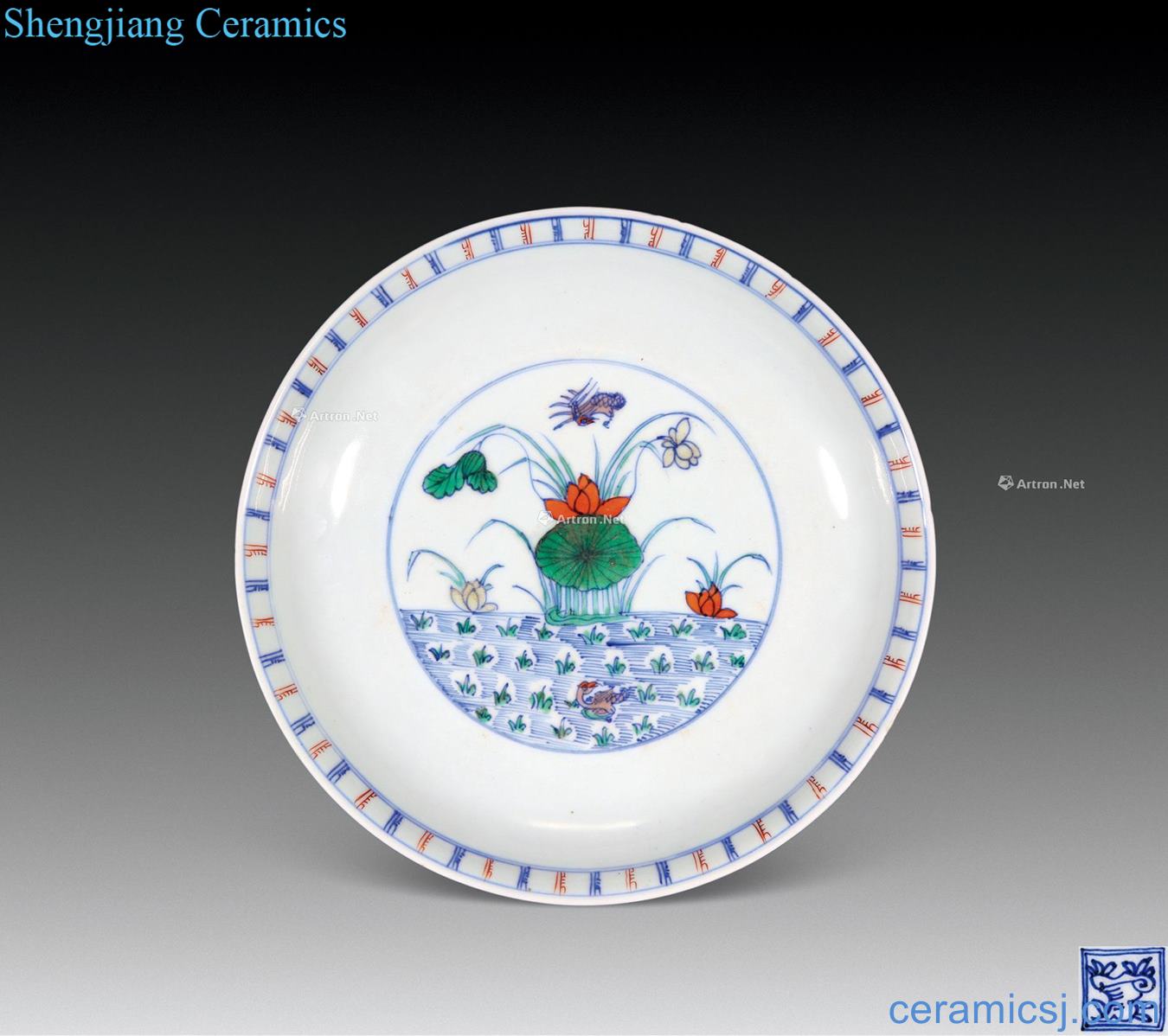 Qing yongzheng bucket color lianchi mandarin duck dishes