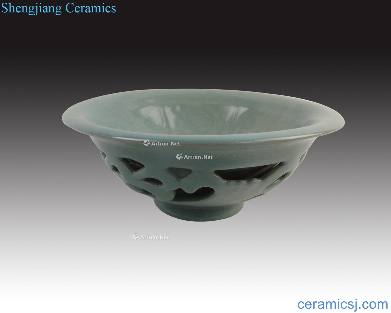 The song dynasty Your kiln hollow-out moire bowl