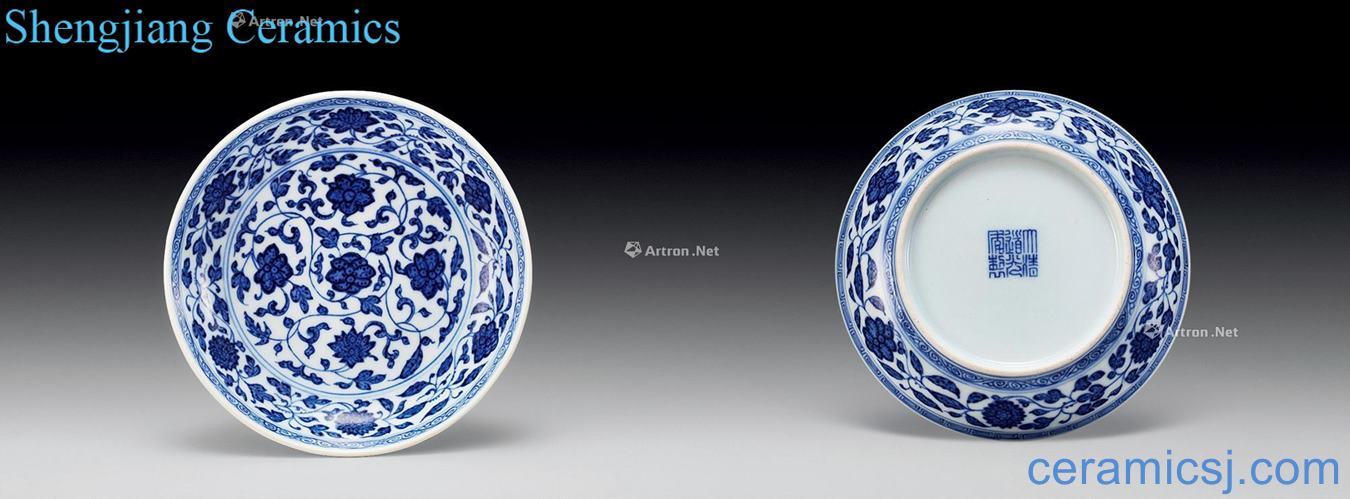 Qing daoguang Blue and white flower disc around branches