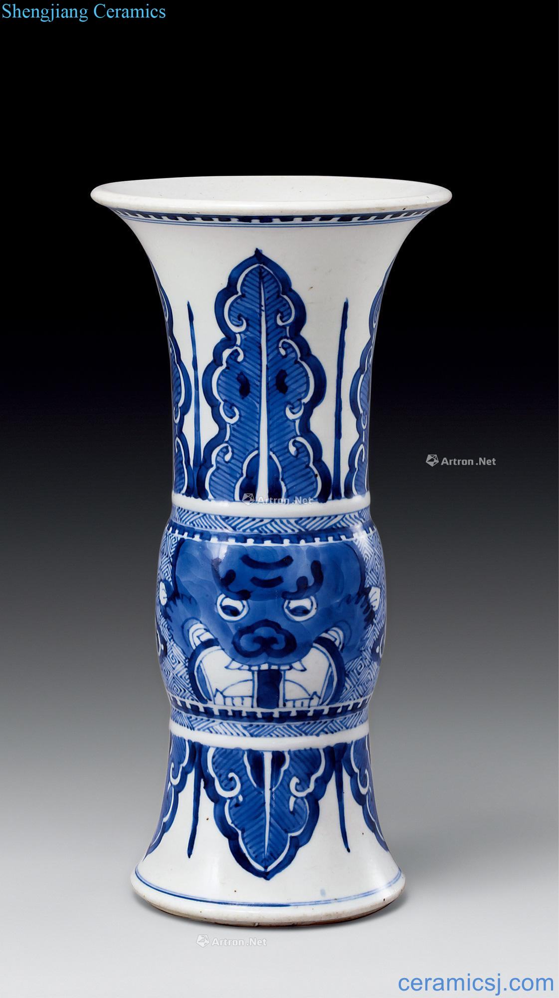 The qing emperor kangxi Blue and white beast grain vase with flowers