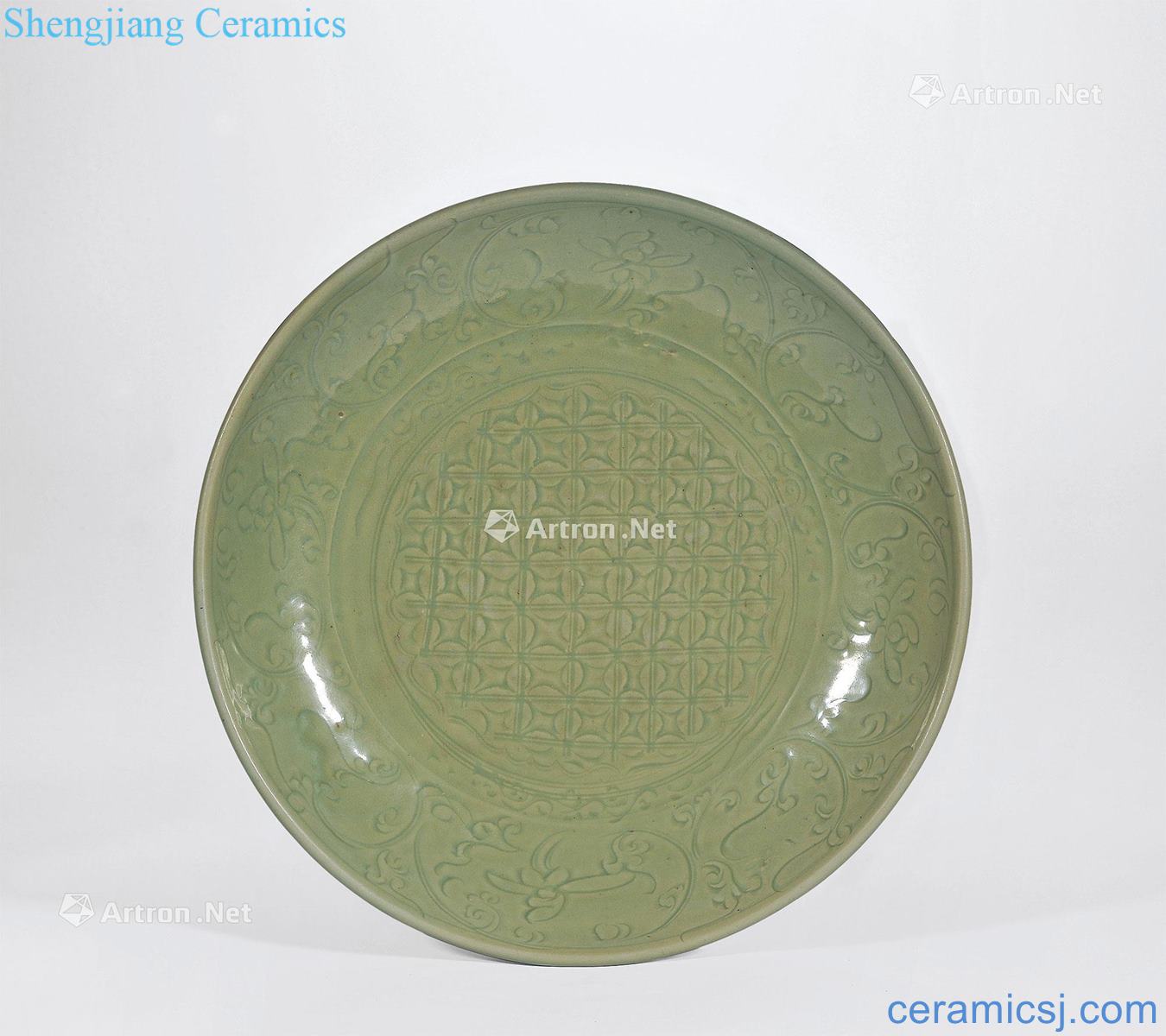 Longquan celadon in early Ming dynasty brocade