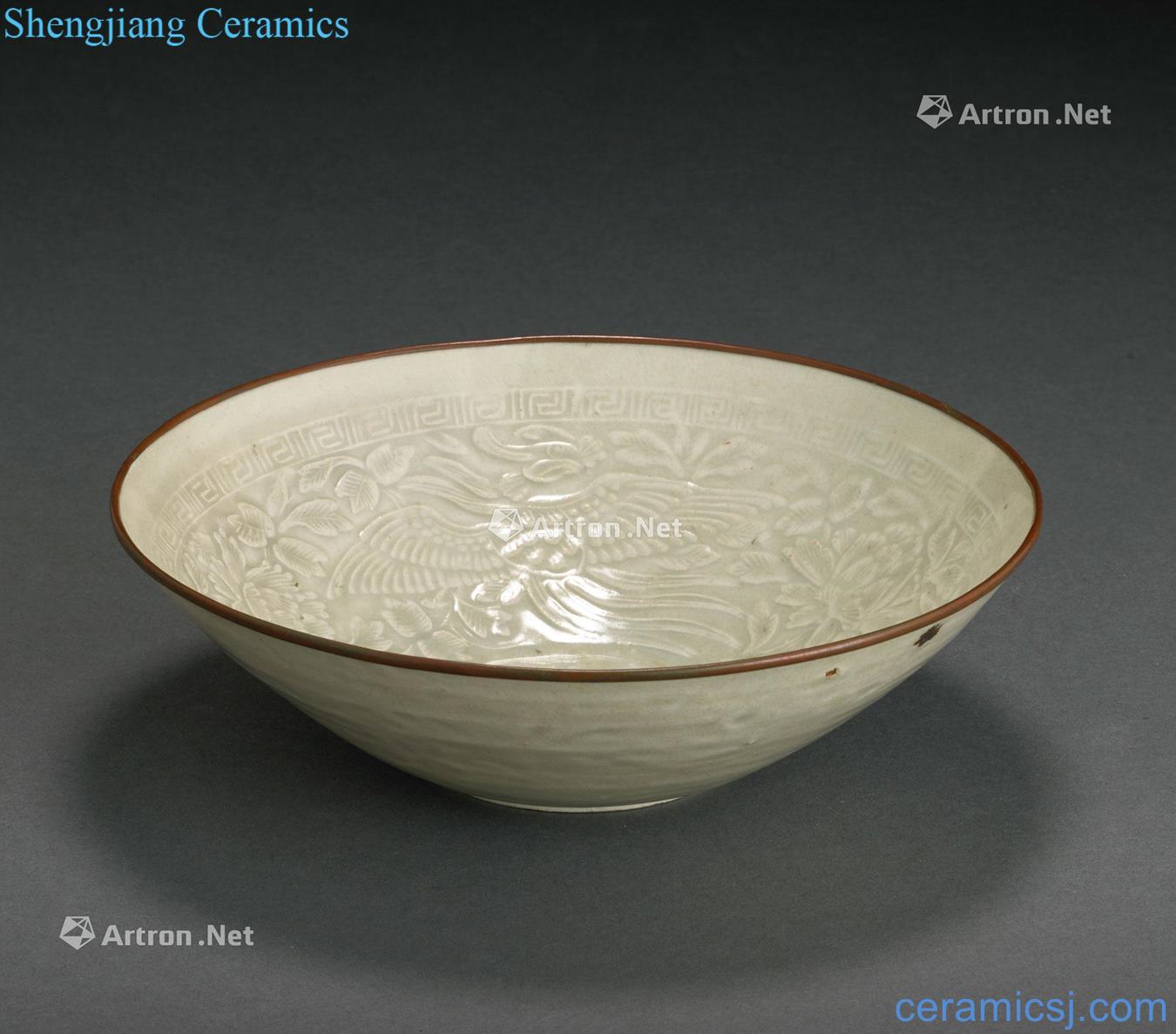 The song and yuan 13 or 14 century Green white glaze grain kiln 盌 imitation