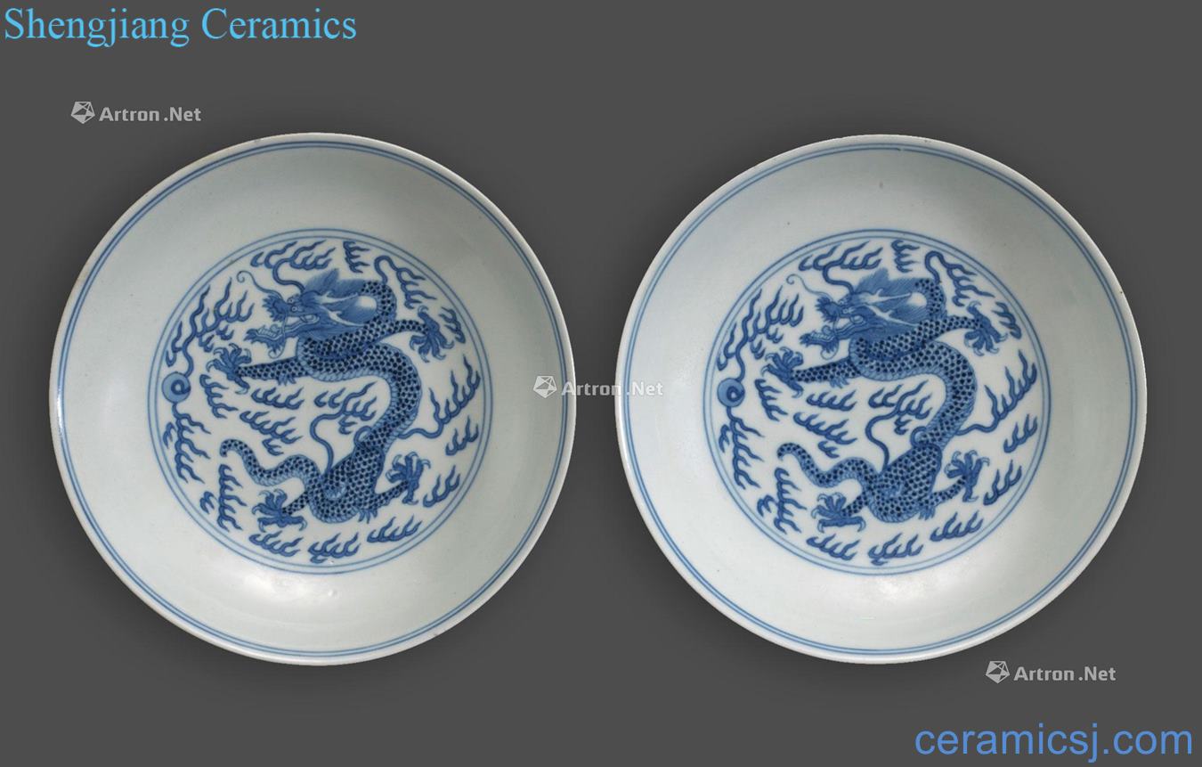 Qing daoguang Blue and white auspicious dragon pearl play tray (a)