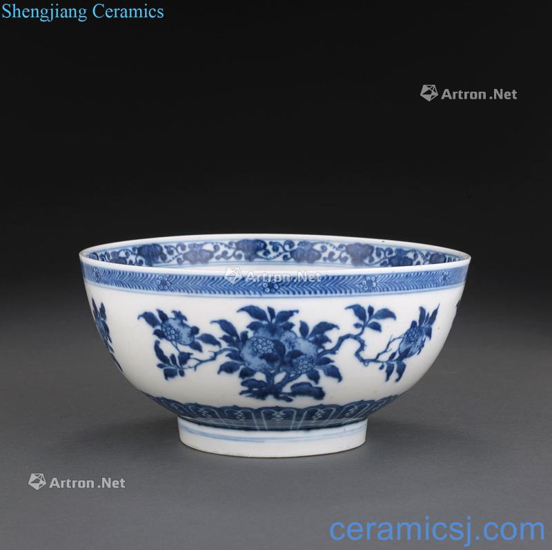 In the 18th century Blue and white sanduo 盌 lines