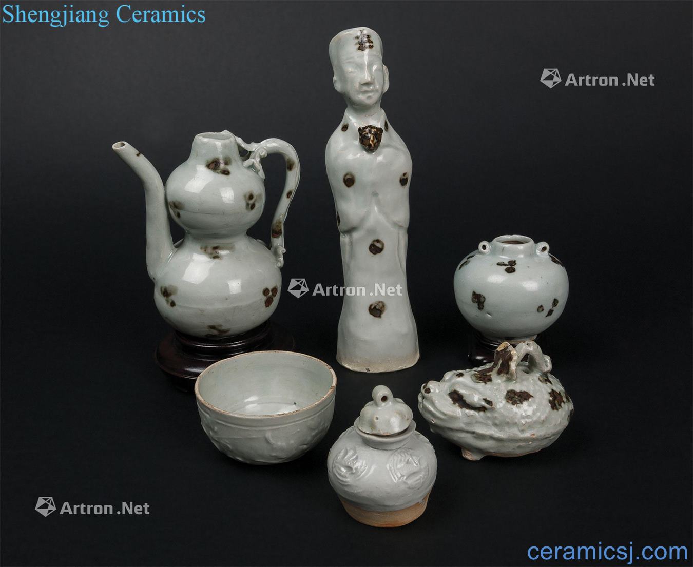 yuan Green monk like craft, gourd shed jugs and various small vessels (a group of six)