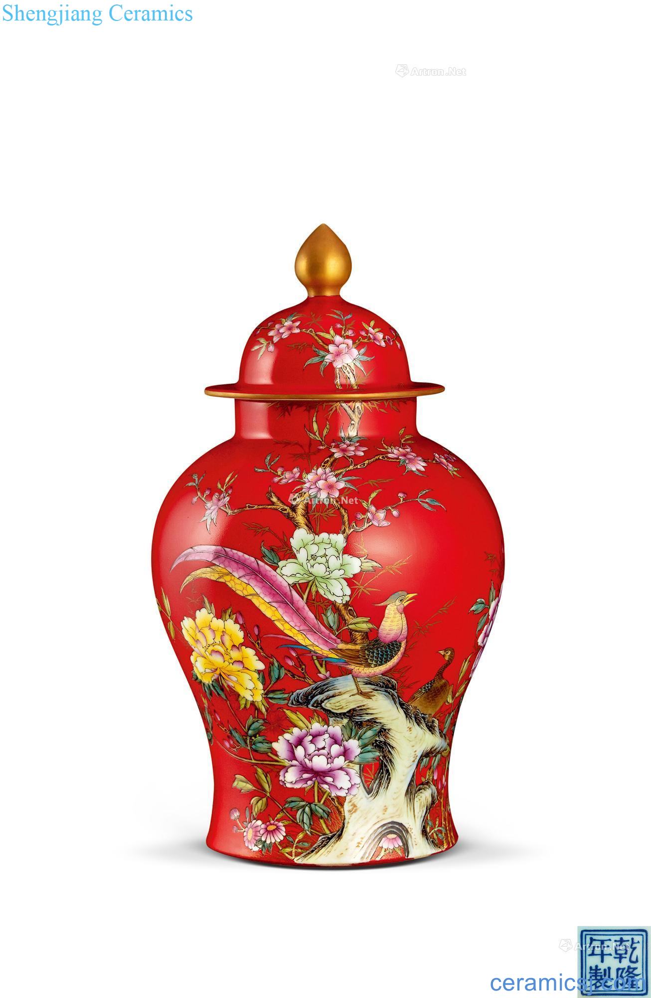 General end of qianlong red glaze powder enamel grain tank