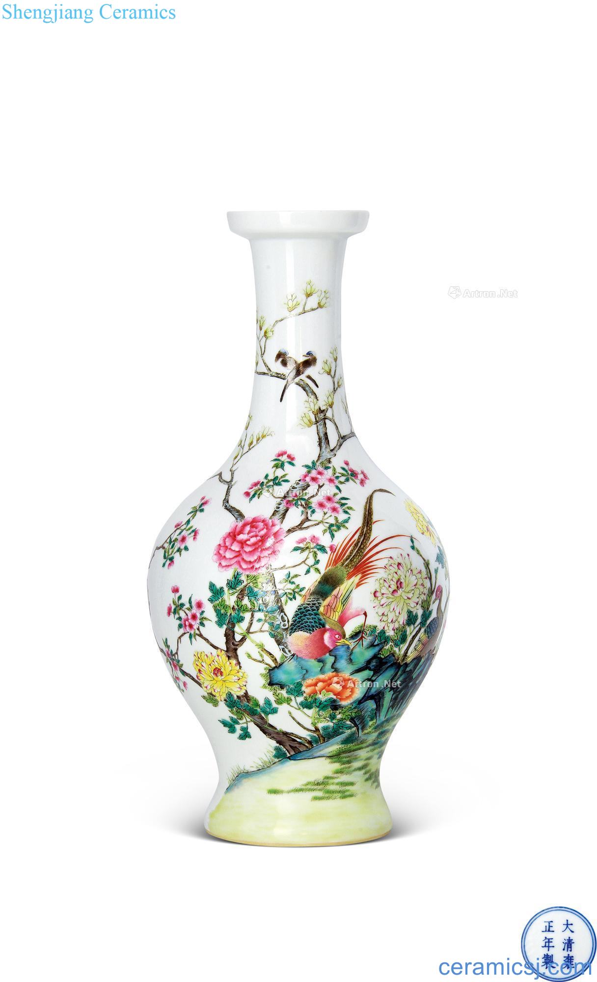 Yongzheng pastel landscape painting of flowers and grain dish buccal bottle