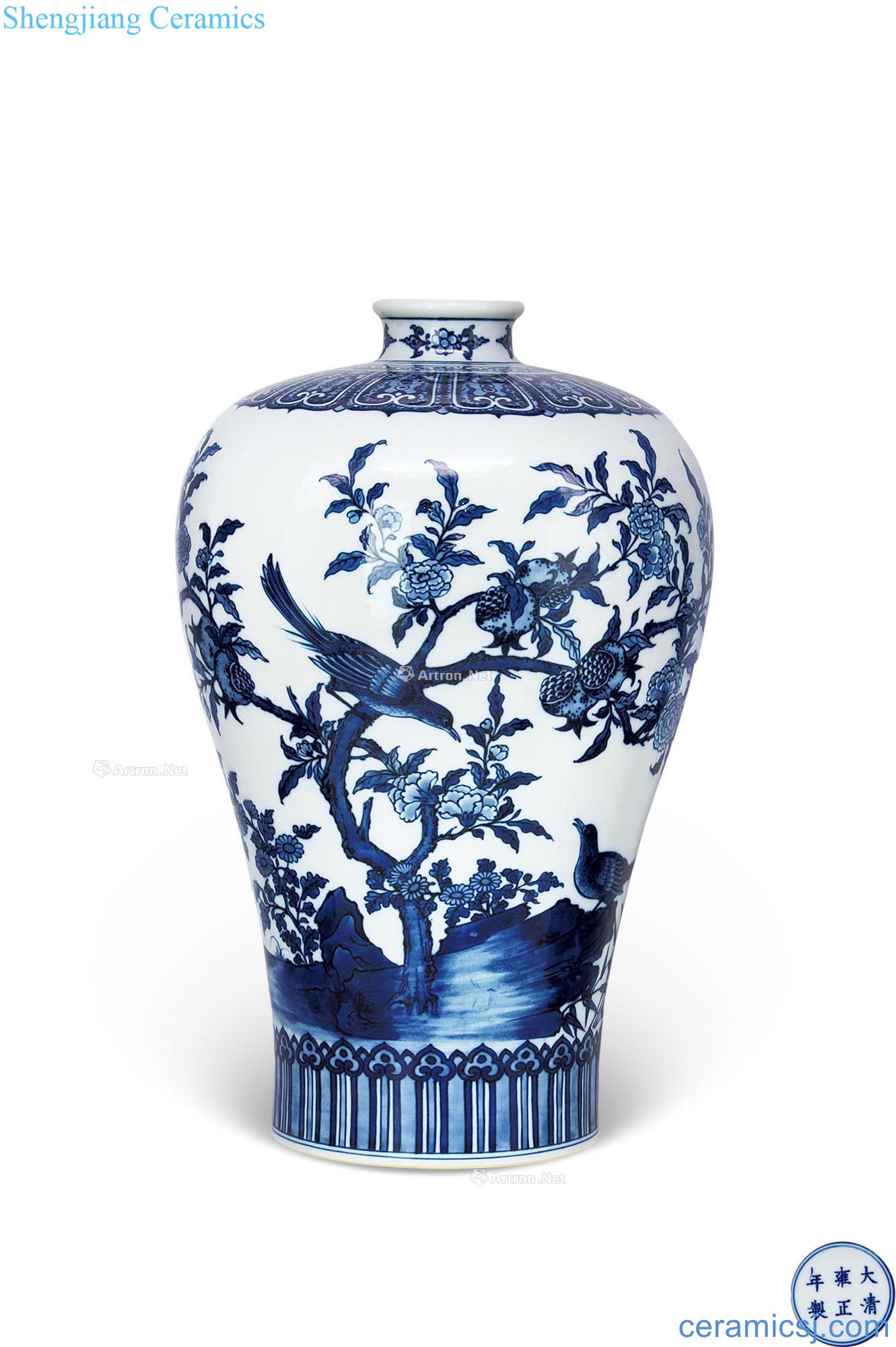 Qing yongzheng Blue and white flower on grain mei bottles