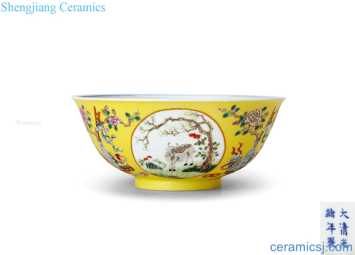 In the reign of qing emperor guangxu three Yang kaitai bowl outside pastel blue and white