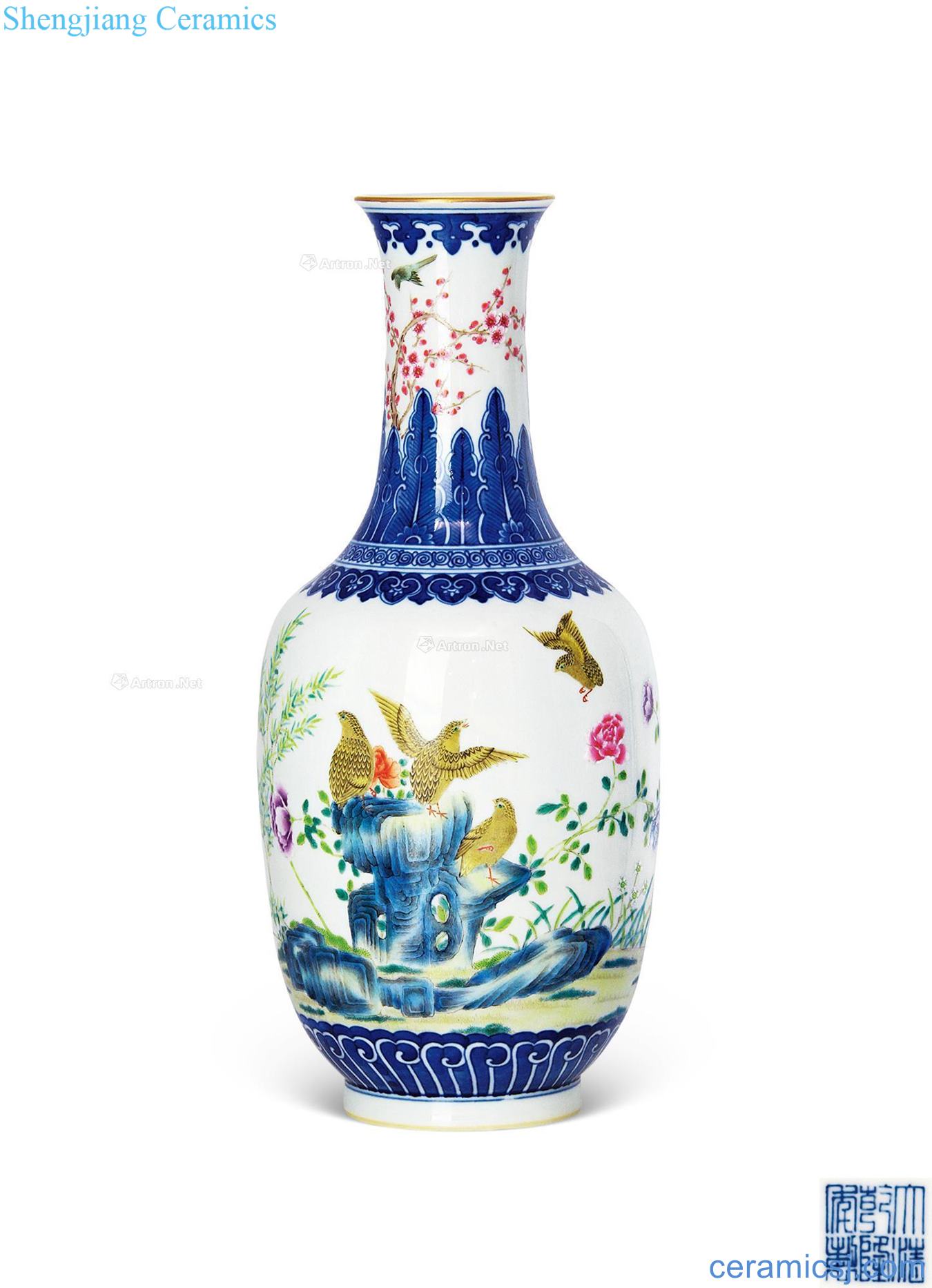 Qianlong blue-and-white pastel landscape painting of flowers and lines of the reward bottle