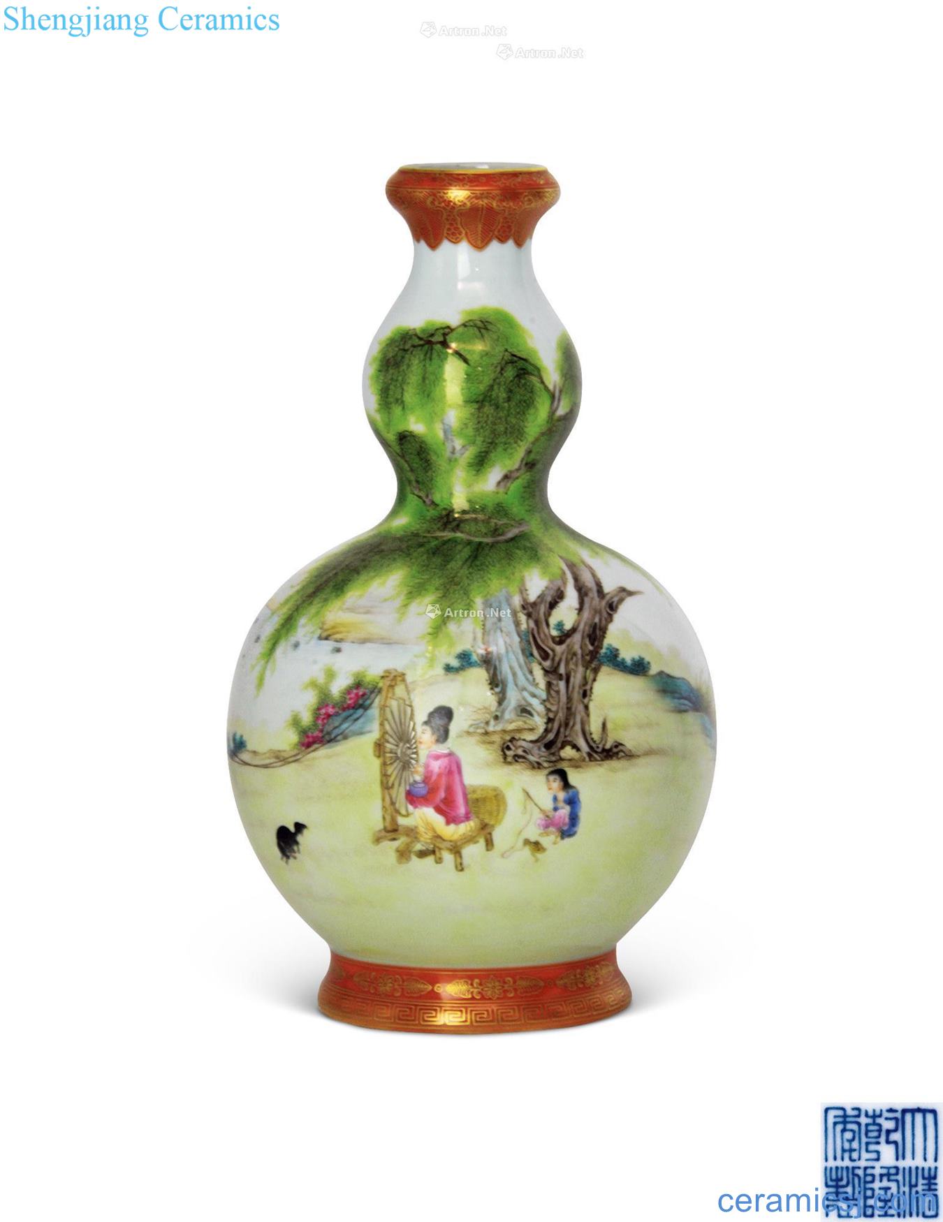 The gourd bottle qianlong pastel landscape characters