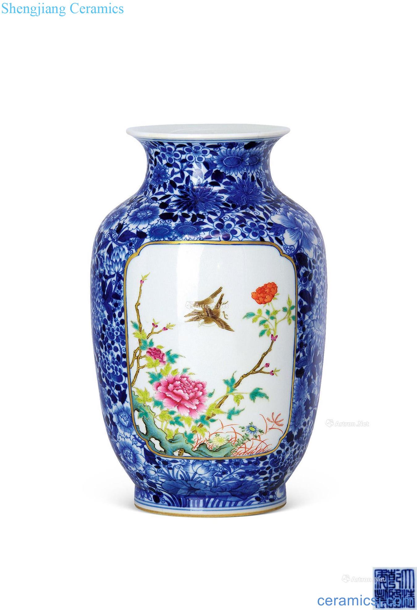 Qianlong blue-and-white pastel landscape painting of flowers and grain medallion lantern