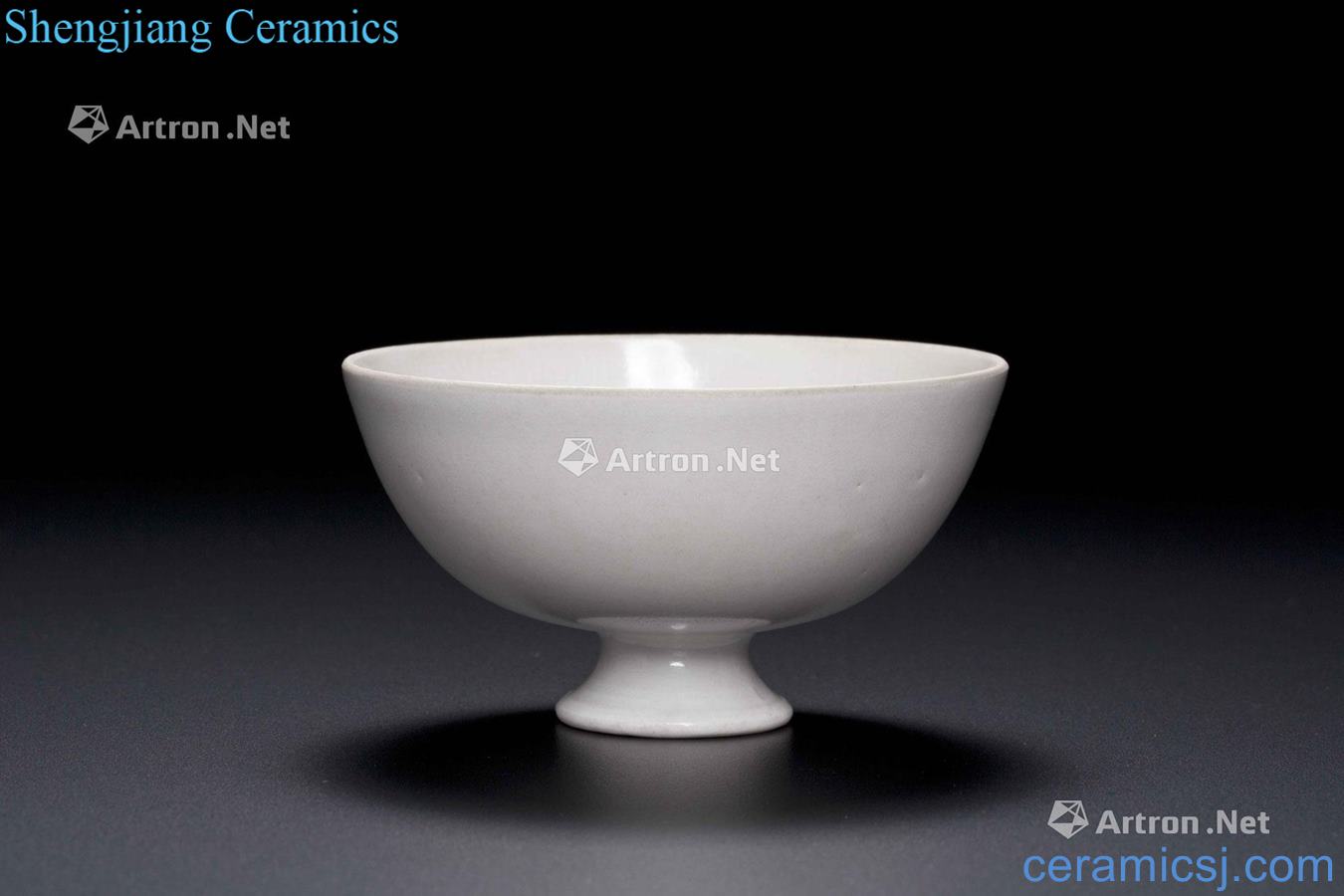 Gold/yuan White glazed printing grain footed bowl