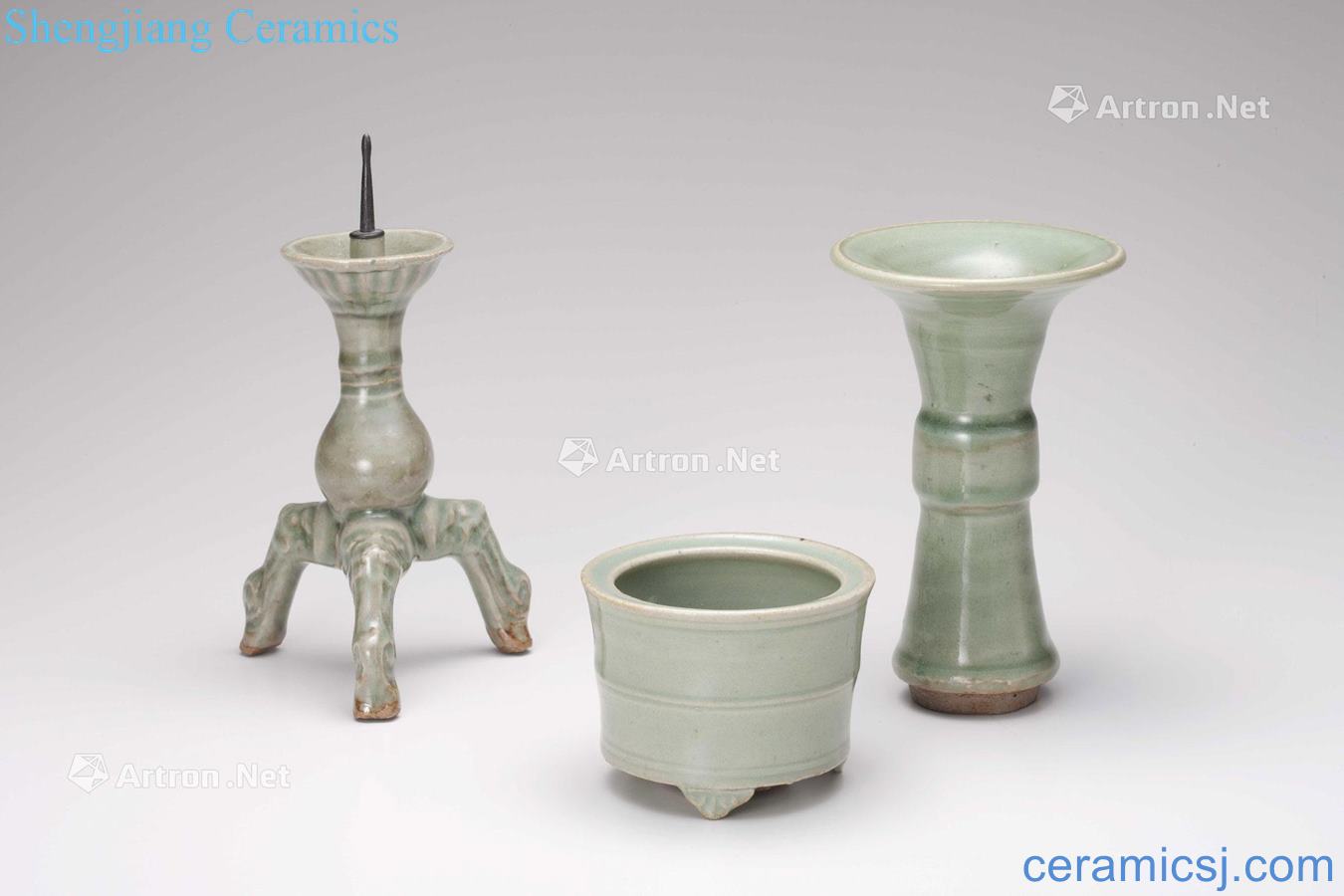 Ming Celadon vase with sweet props furnace candlestick three (group a)