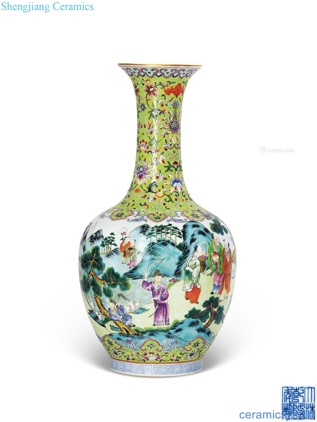 Qianlong on green pastel landscape characters of the reward bottle