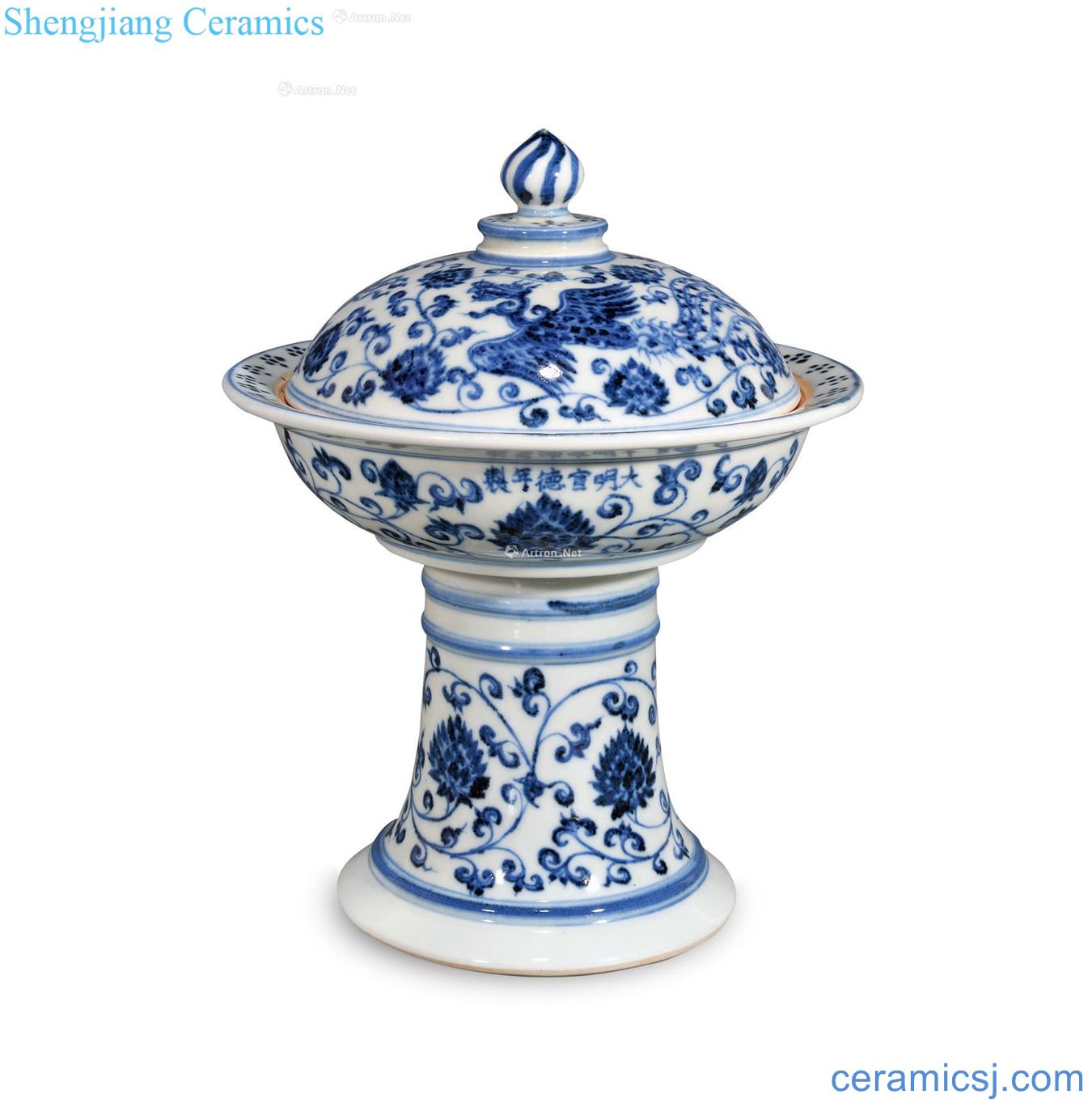 Ming xuande Blue and white tie up branch longfeng grain footed tureen