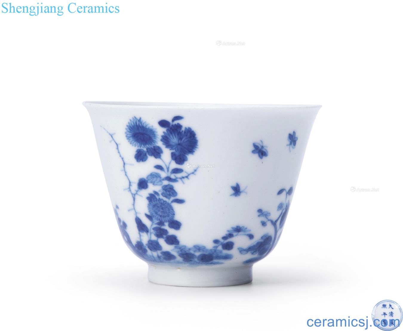 The qing emperor kangxi Blue and white chrysanthemum flora cup in September