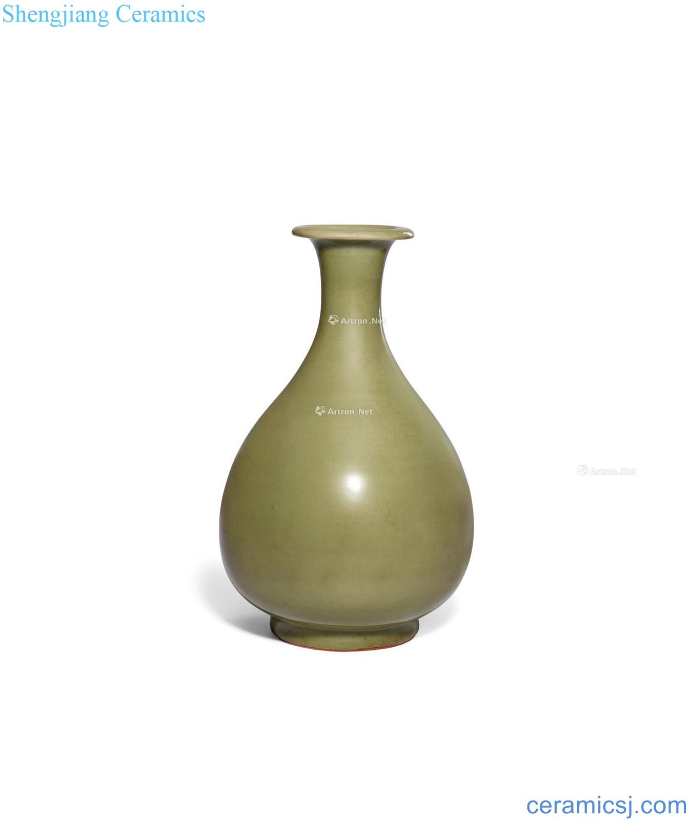 Early Ming dynasty Longquan celadon okho spring bottle