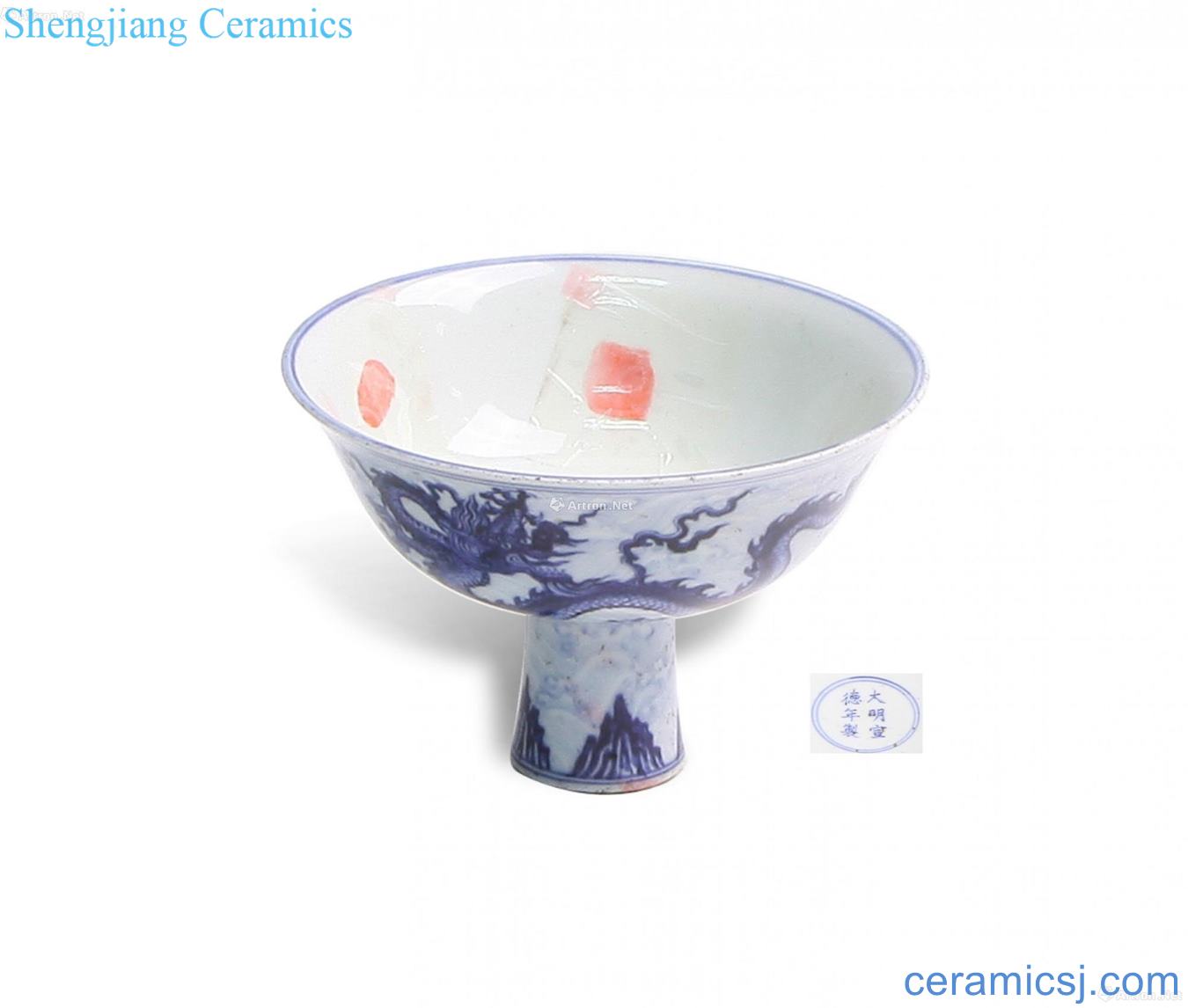 Blue and white dragon footed cup
