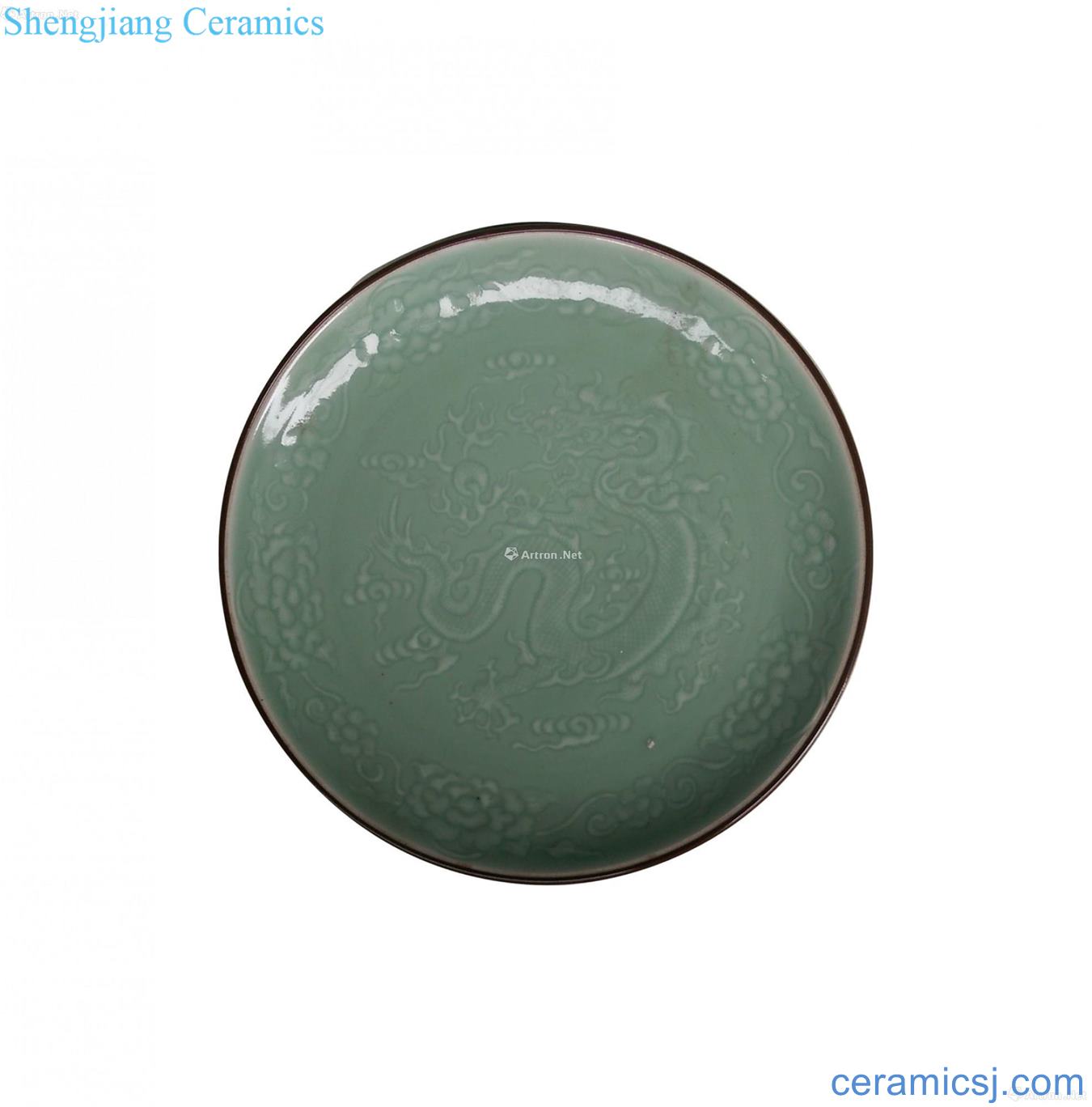 Pea green glaze printing plate dragon pattern