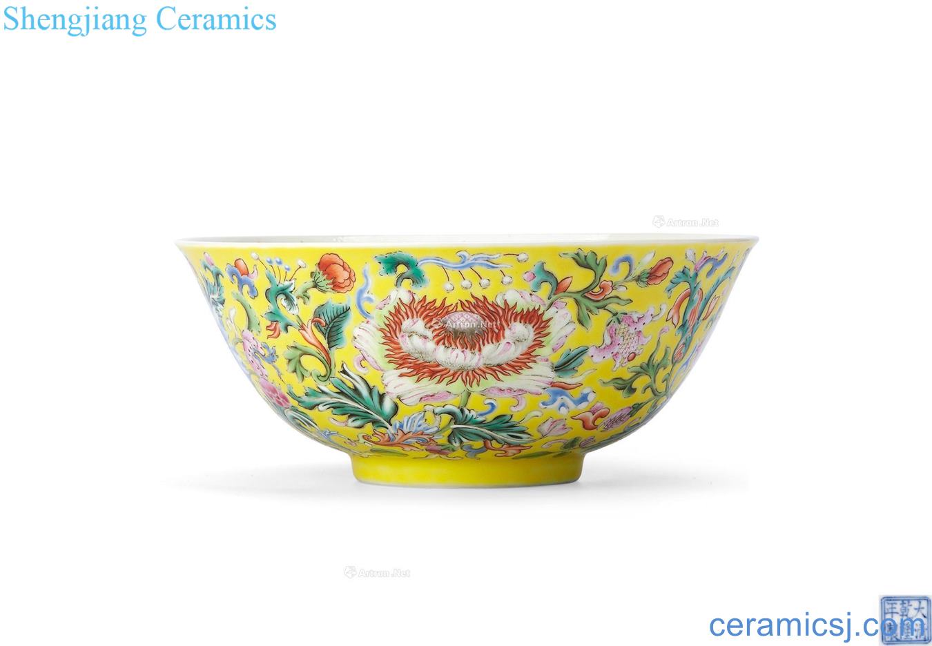 Qing qianlong to color the flowers yellow grain dishes