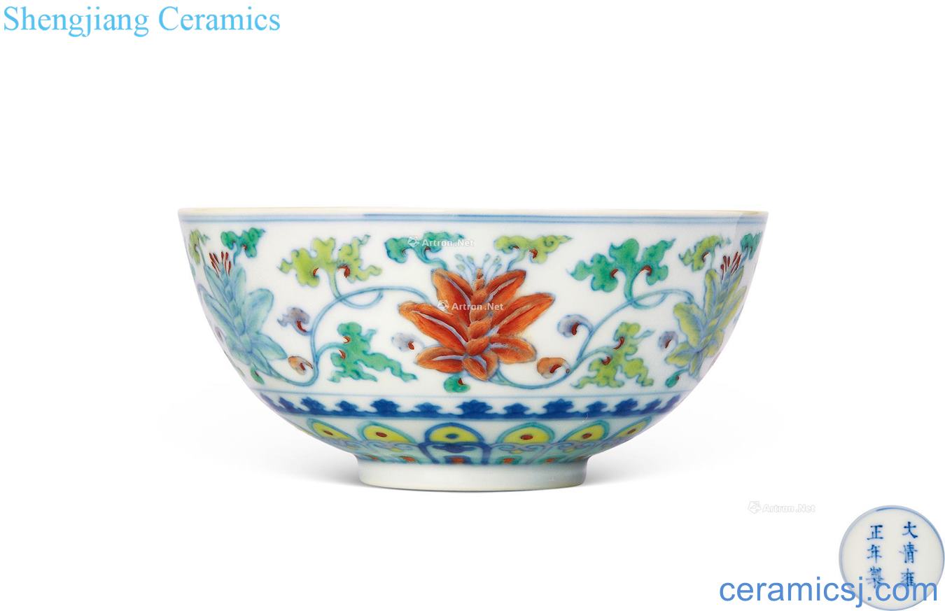 Qing yongzheng dou colors branch treasure phase pattern bowl
