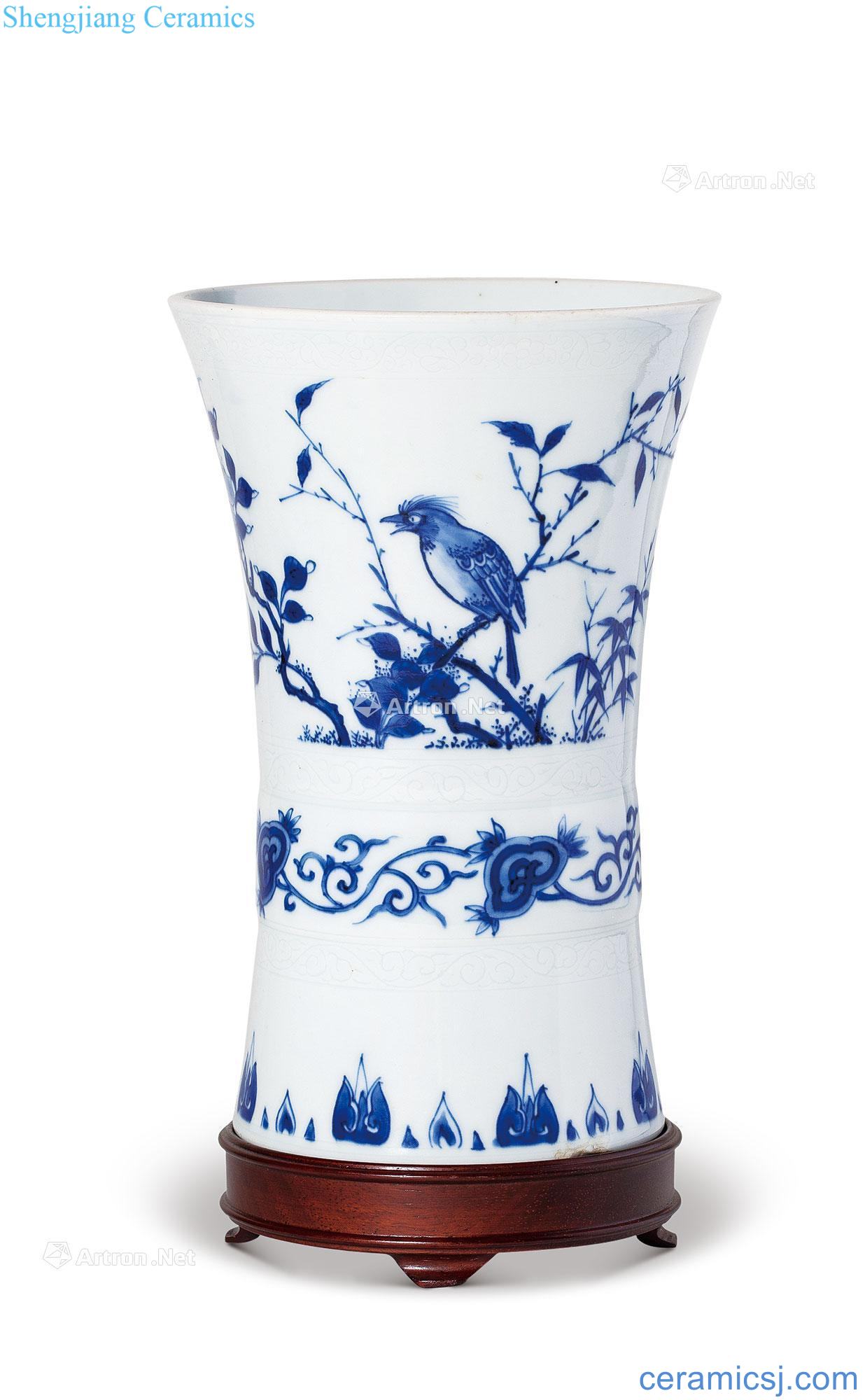 Ming chongzhen Blue and white flower on grain receptacle