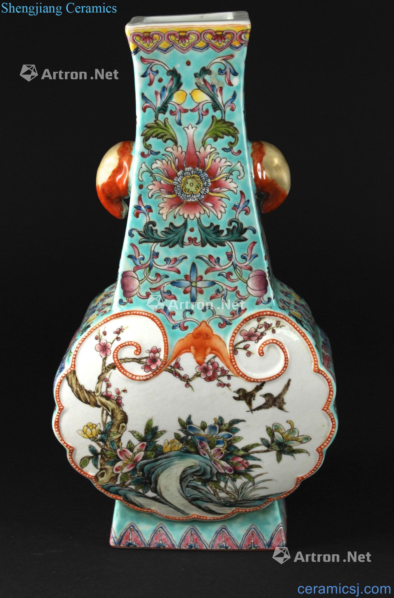Imitation of the late qing dynasty emperor qianlong pastel hoard of green treasure phase pattern on both sides with medallion of flowers and birds like ears tower square bottles