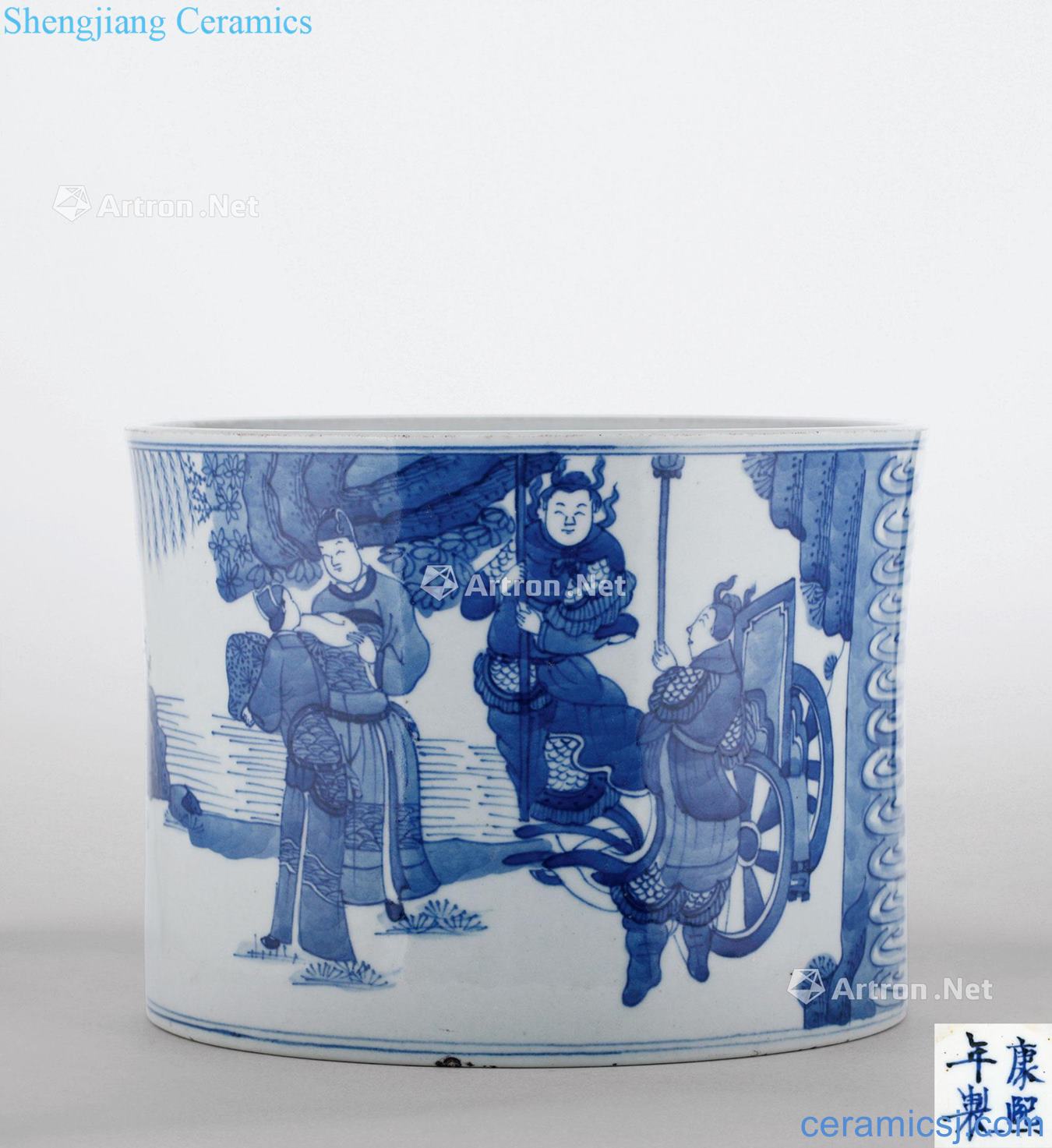 Qing porcelain brush pot