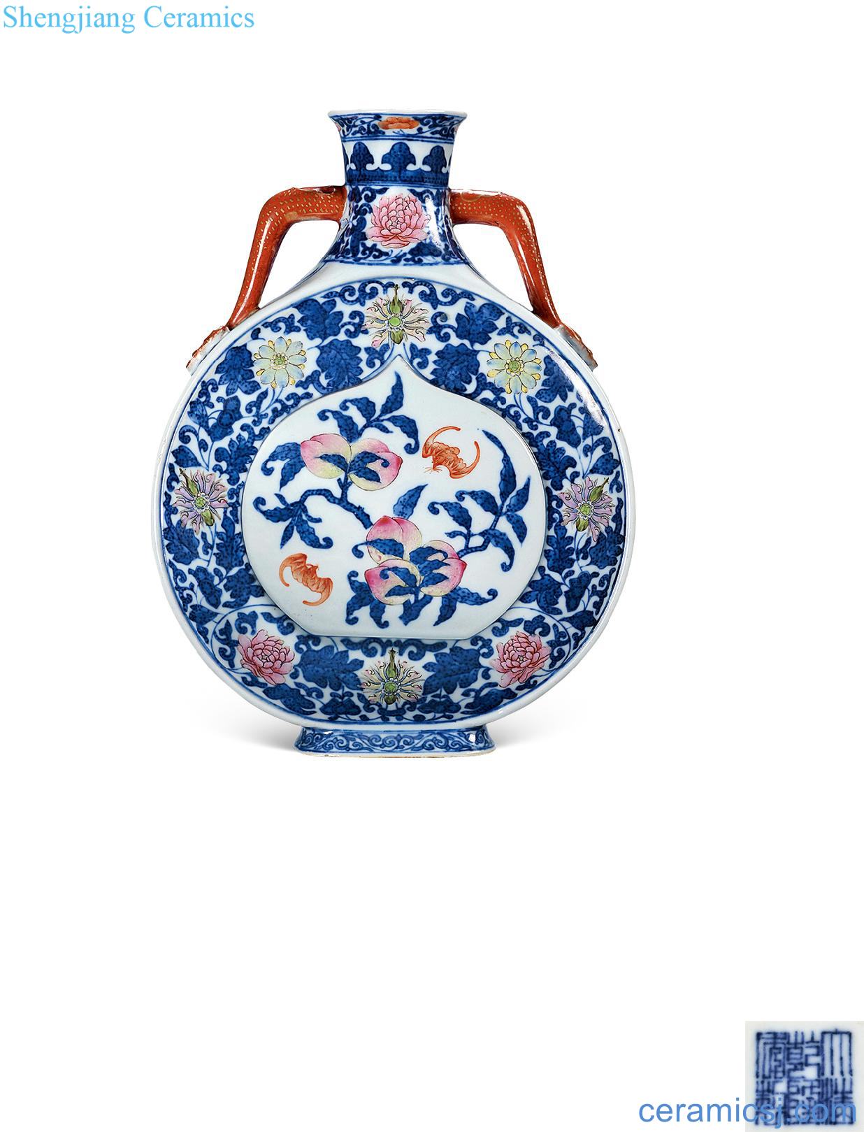 Qing guangxu Blue and white and pastel bat ShouBian bottle