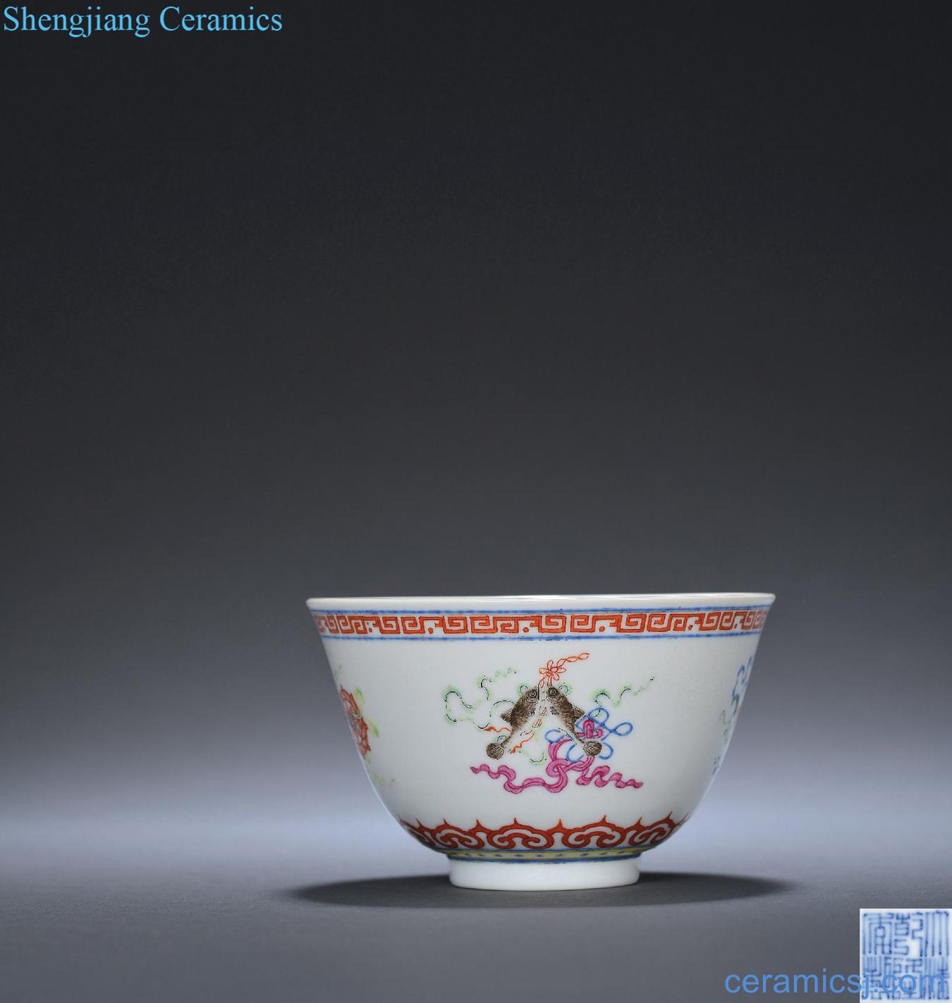 Qing qianlong pastel color of feeding alum red sweet green-splashed bowls