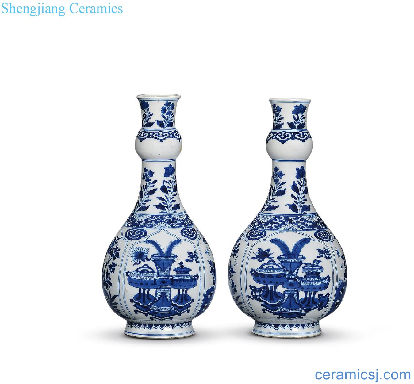 The qing emperor kangxi Blue and white antique bottles of garlic (a)